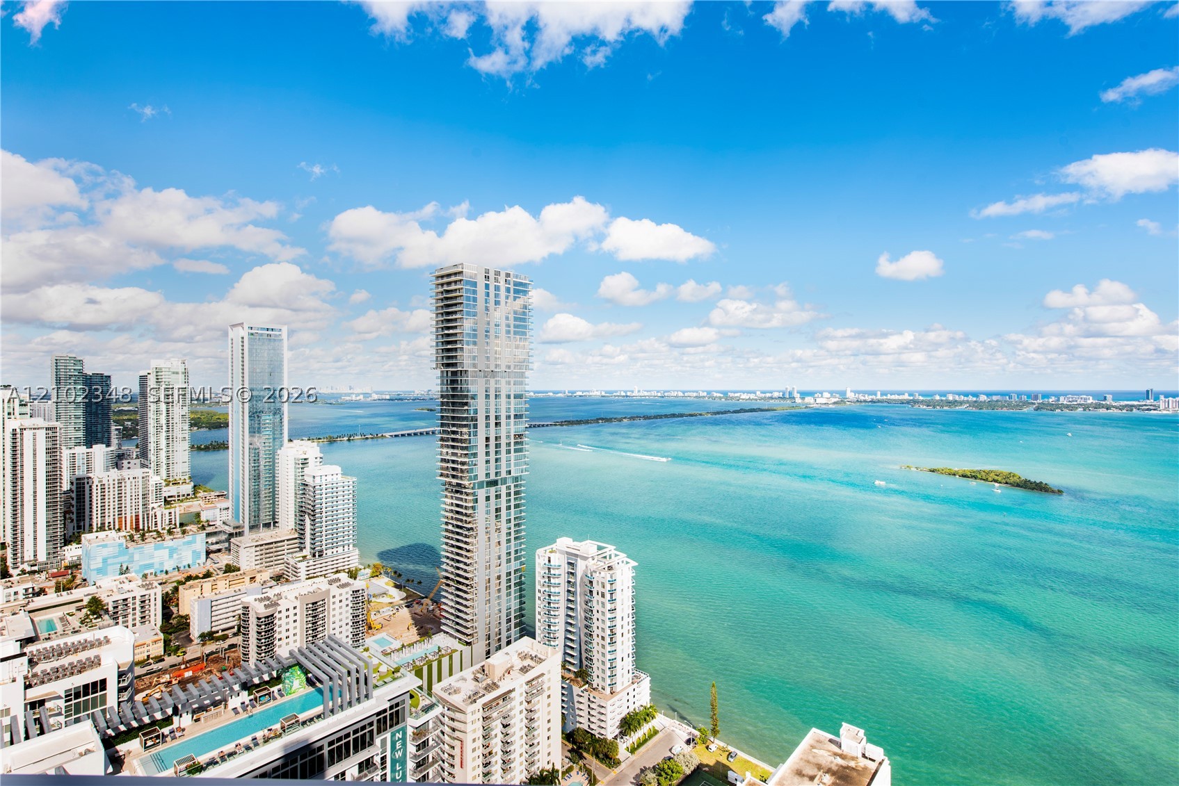 image Paramount Bay37