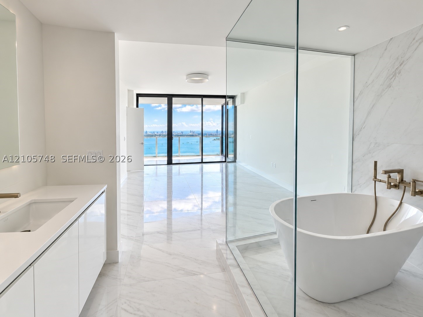 725 NE 24th #5401 Miami, FL 33137