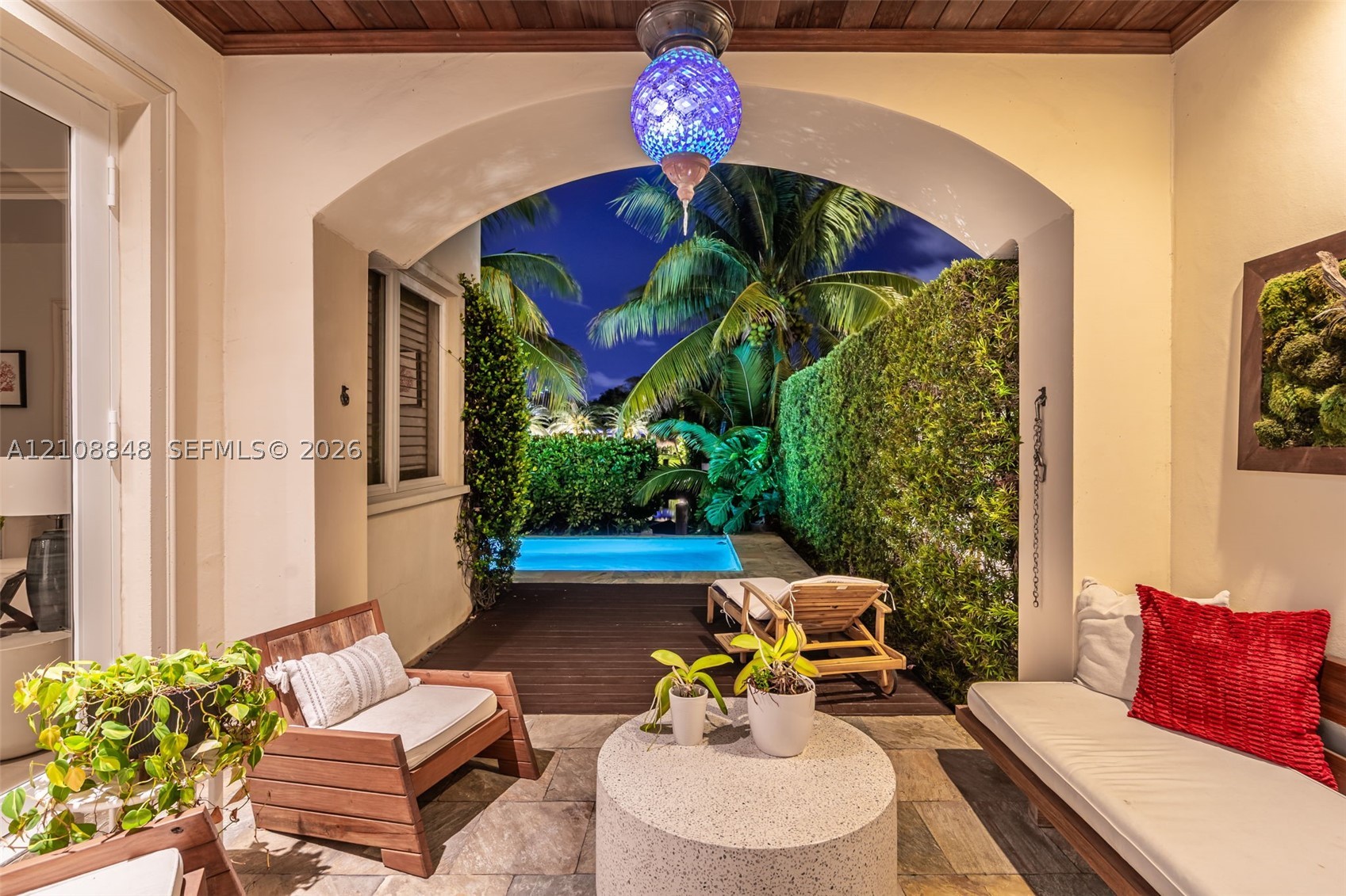 4815 University Dr Coral Gables, FL 33146