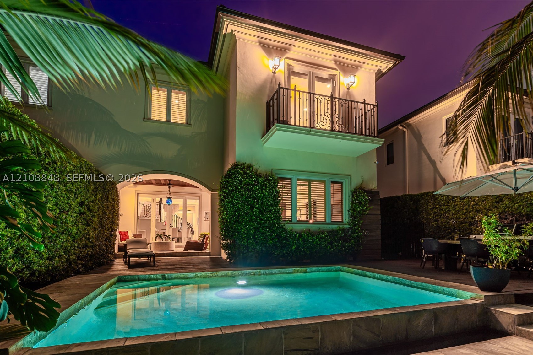 4815 University Dr Coral Gables, FL 33146