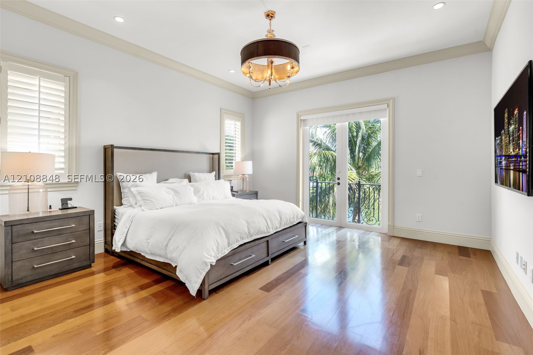 4815 University Dr Coral Gables, FL 33146