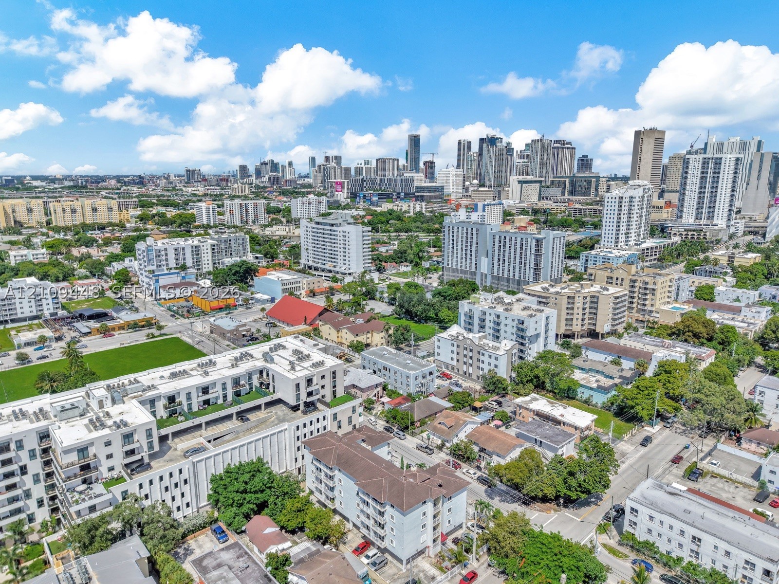 676 SW 1st St Miami, FL 33130