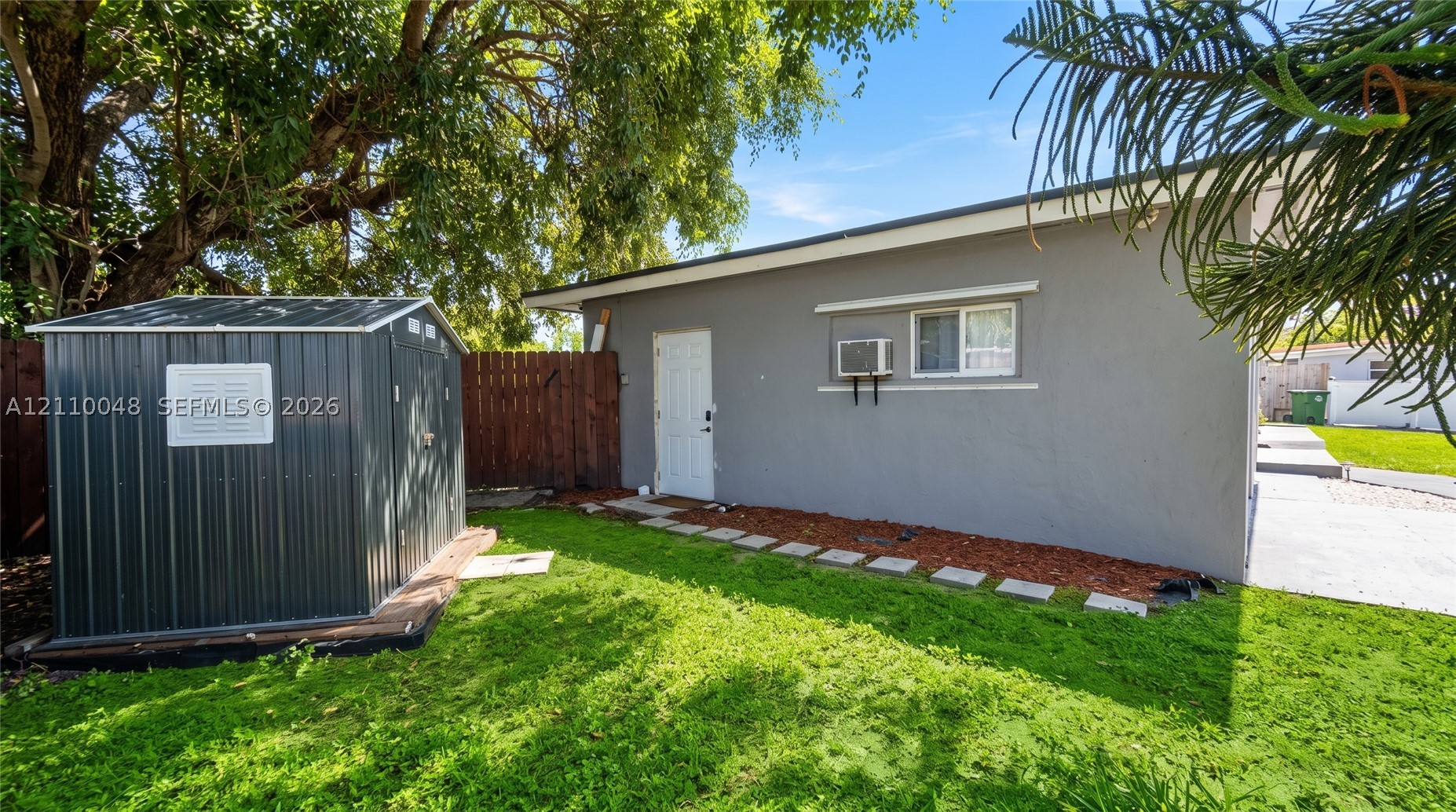 3649 SW 16th St Fort Lauderdale, FL 33312