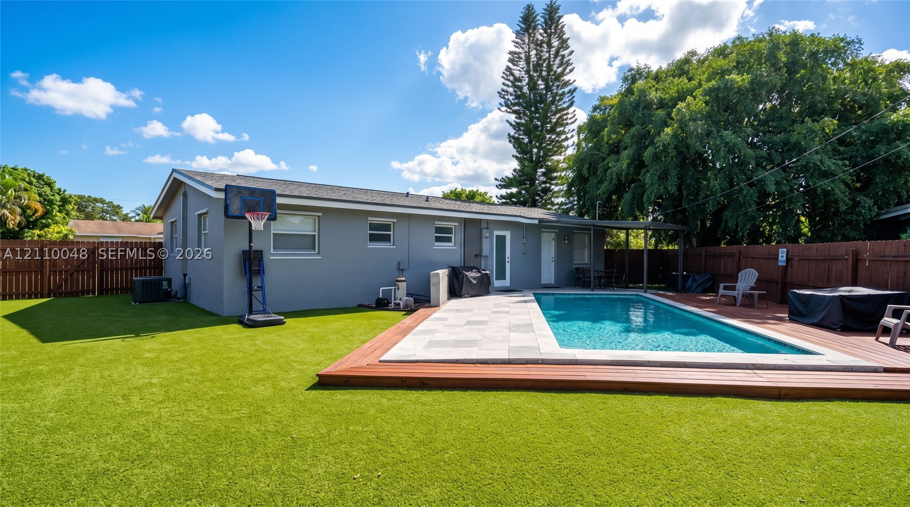 3649 SW 16th St Fort Lauderdale, FL 33312
