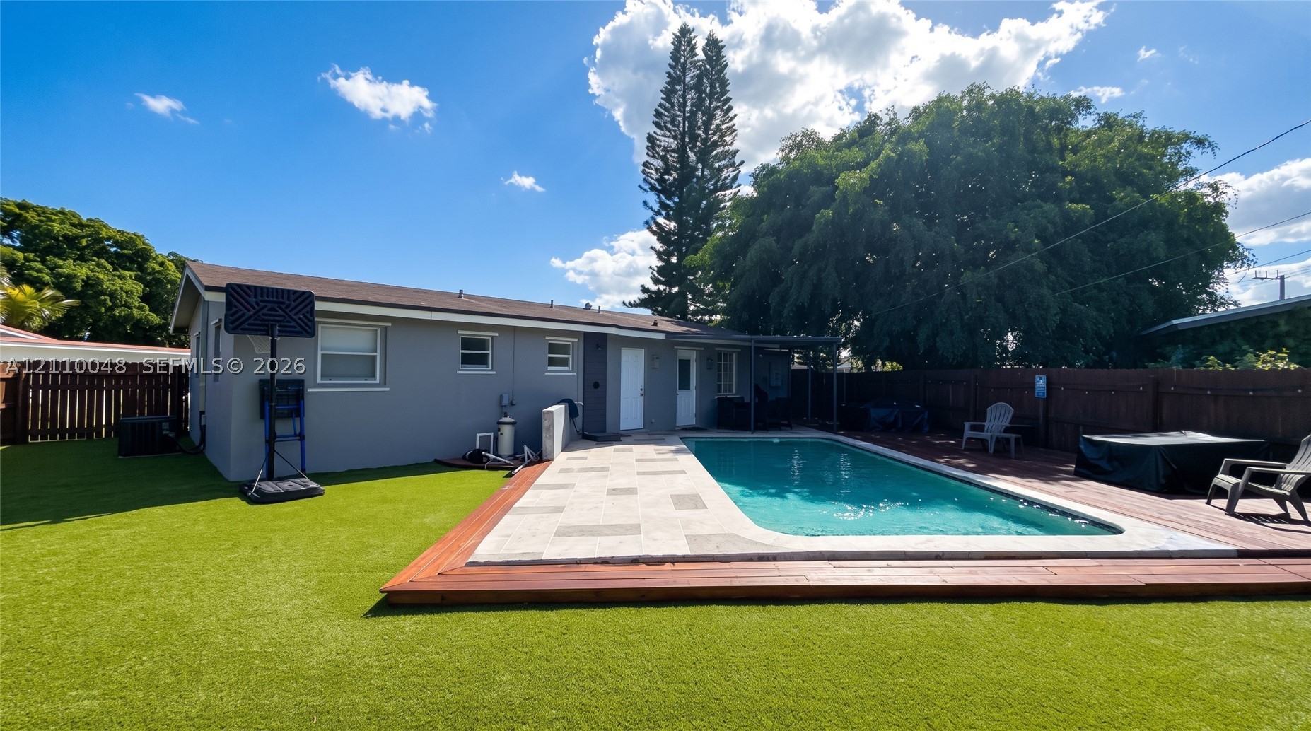 3649 SW 16th St Fort Lauderdale, FL 33312