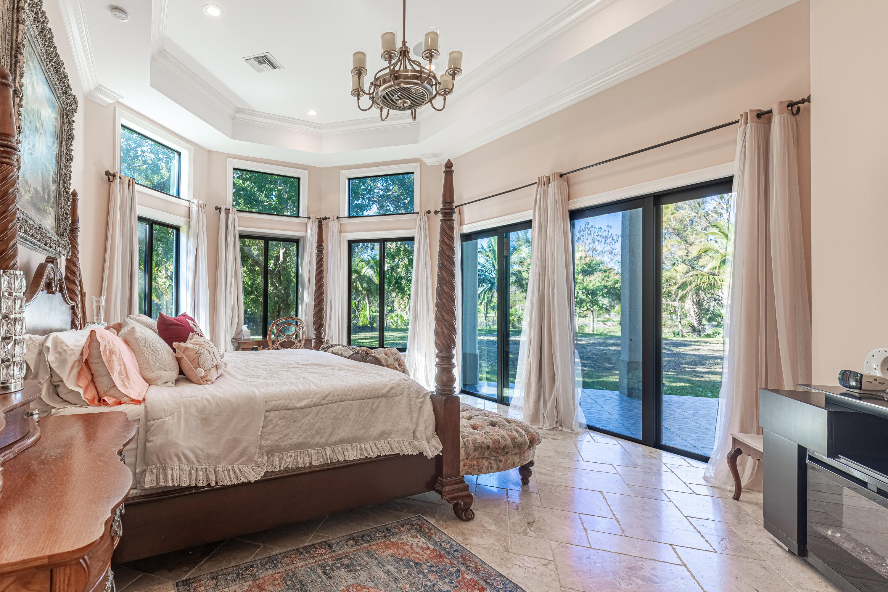 2943 B Loxahatchee Groves, FL 33470