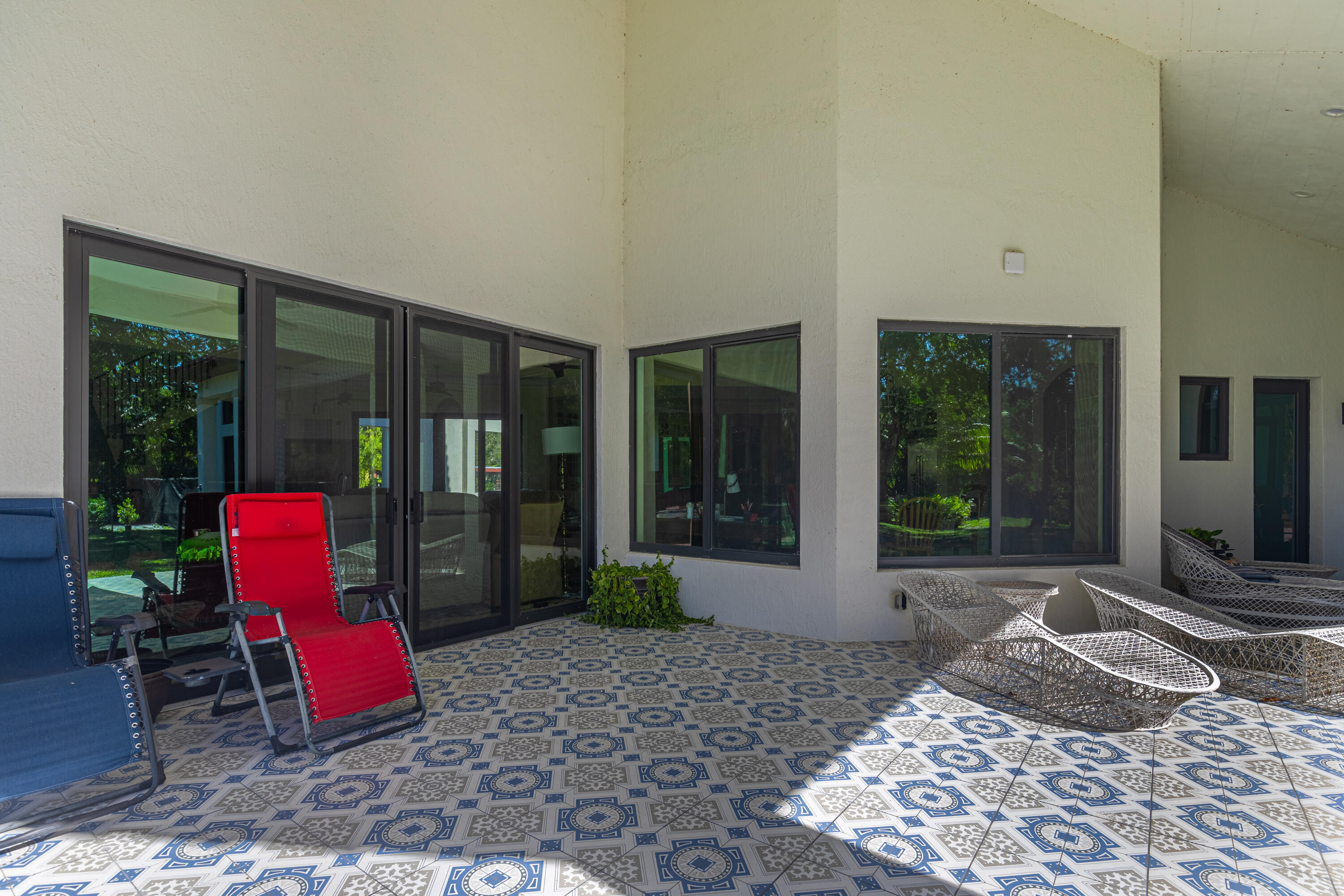 2943 B Loxahatchee Groves, FL 33470