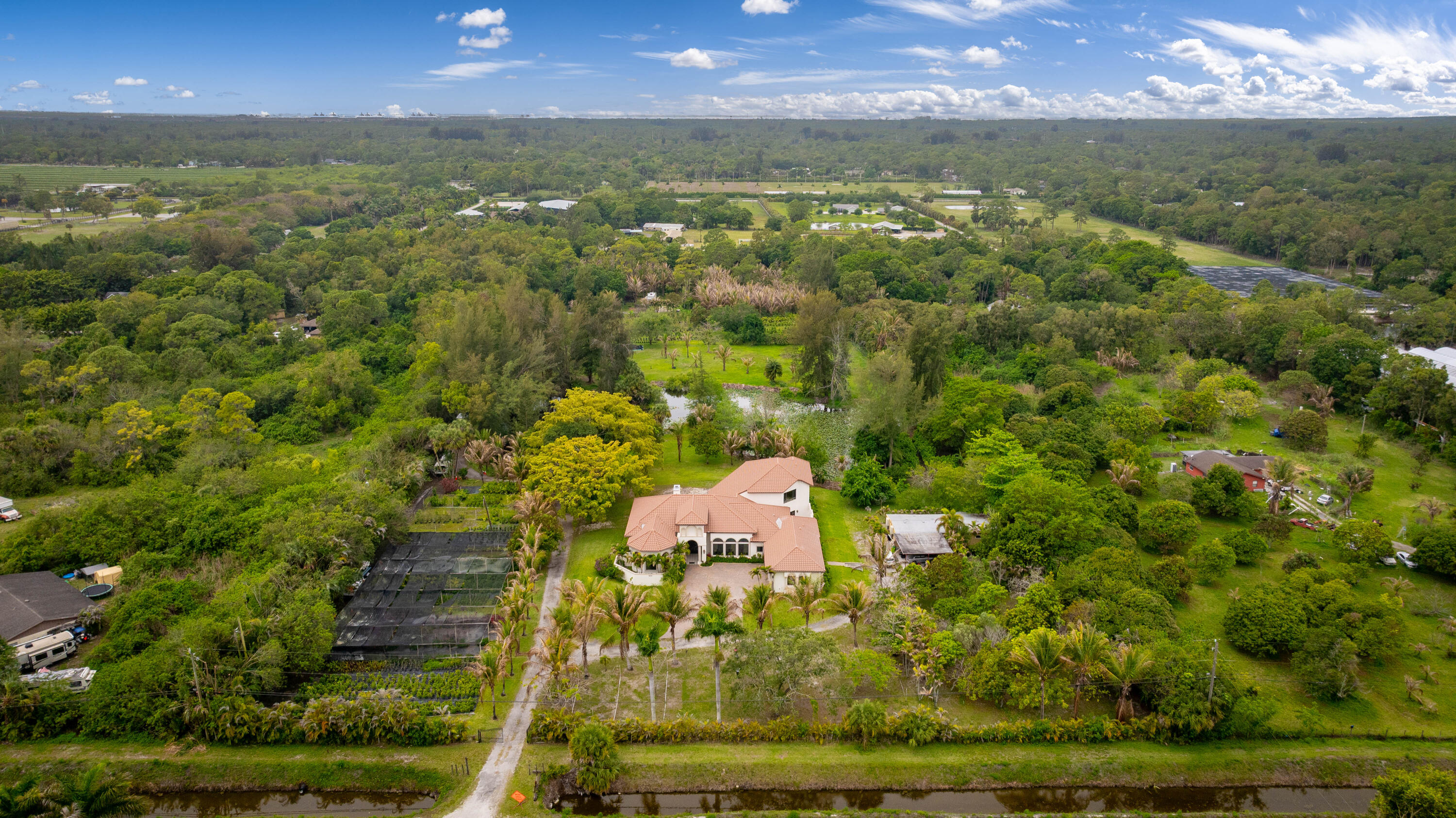 2943 B Loxahatchee Groves, FL 33470