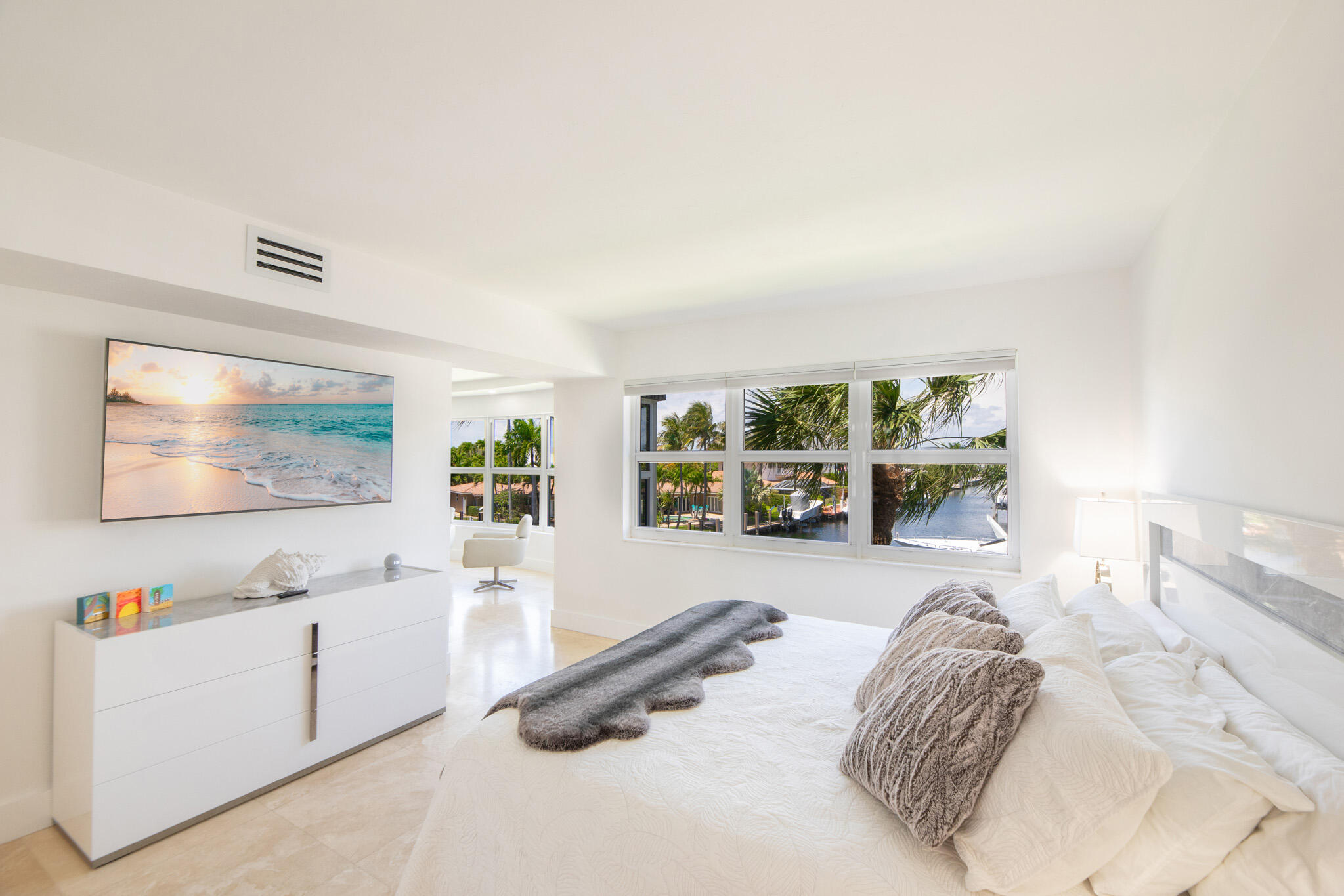 3121 NE 51st #305e Fort Lauderdale, FL 33308