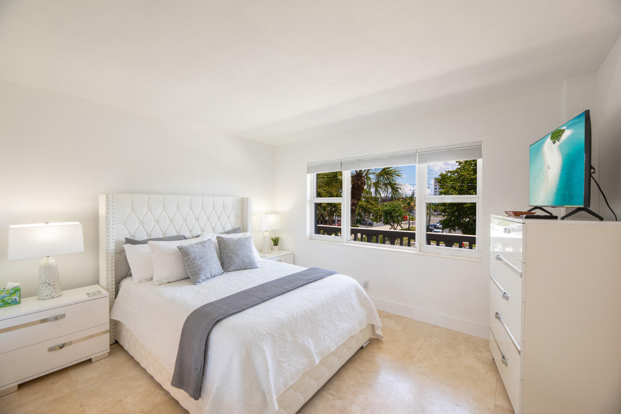 3121 NE 51st #305e Fort Lauderdale, FL 33308