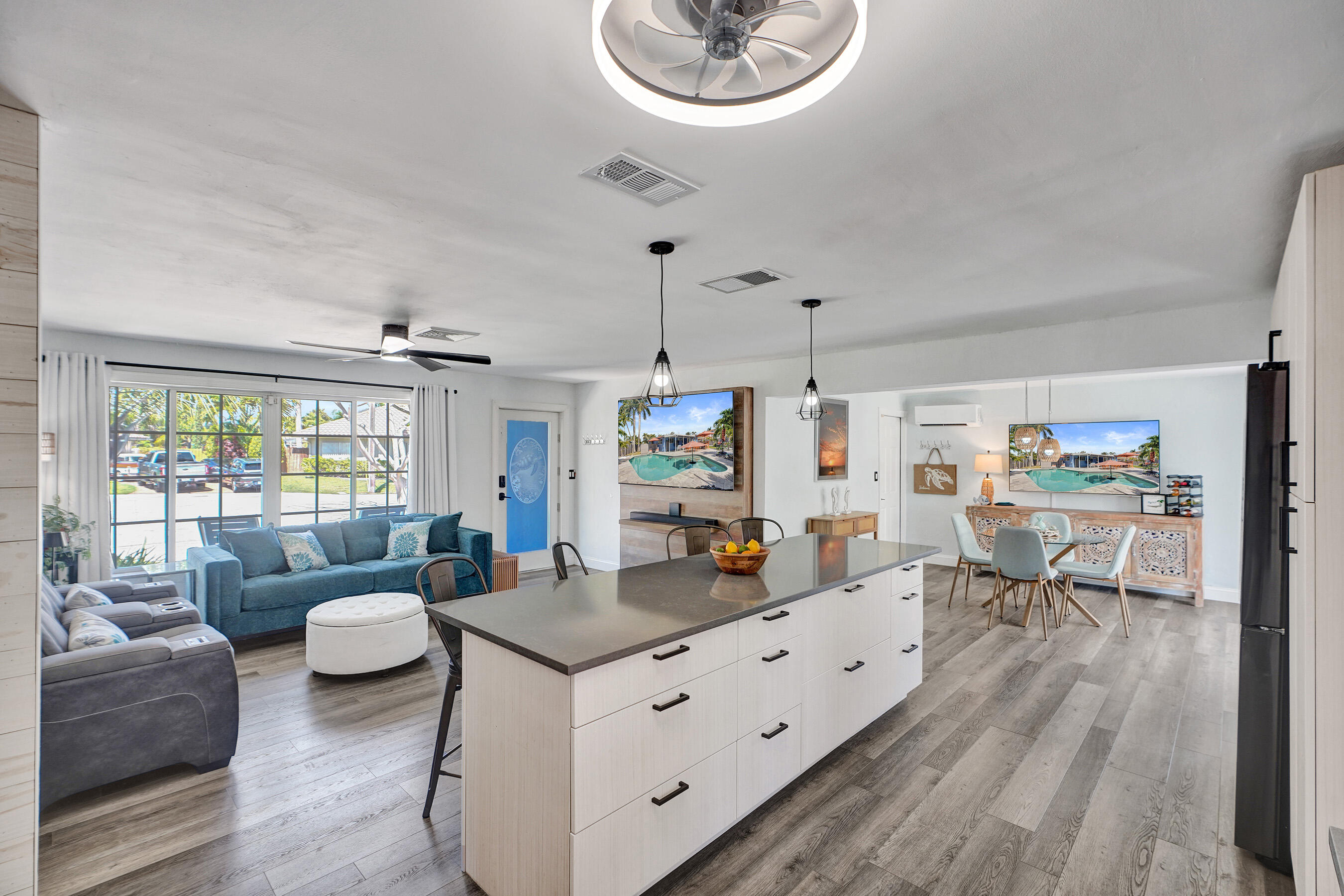 1221 SE 3rd Pompano Beach, FL 33060