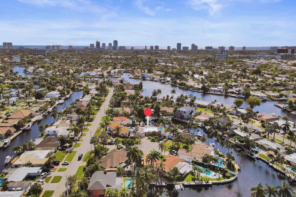 1221 SE 3rd Pompano Beach, FL 33060