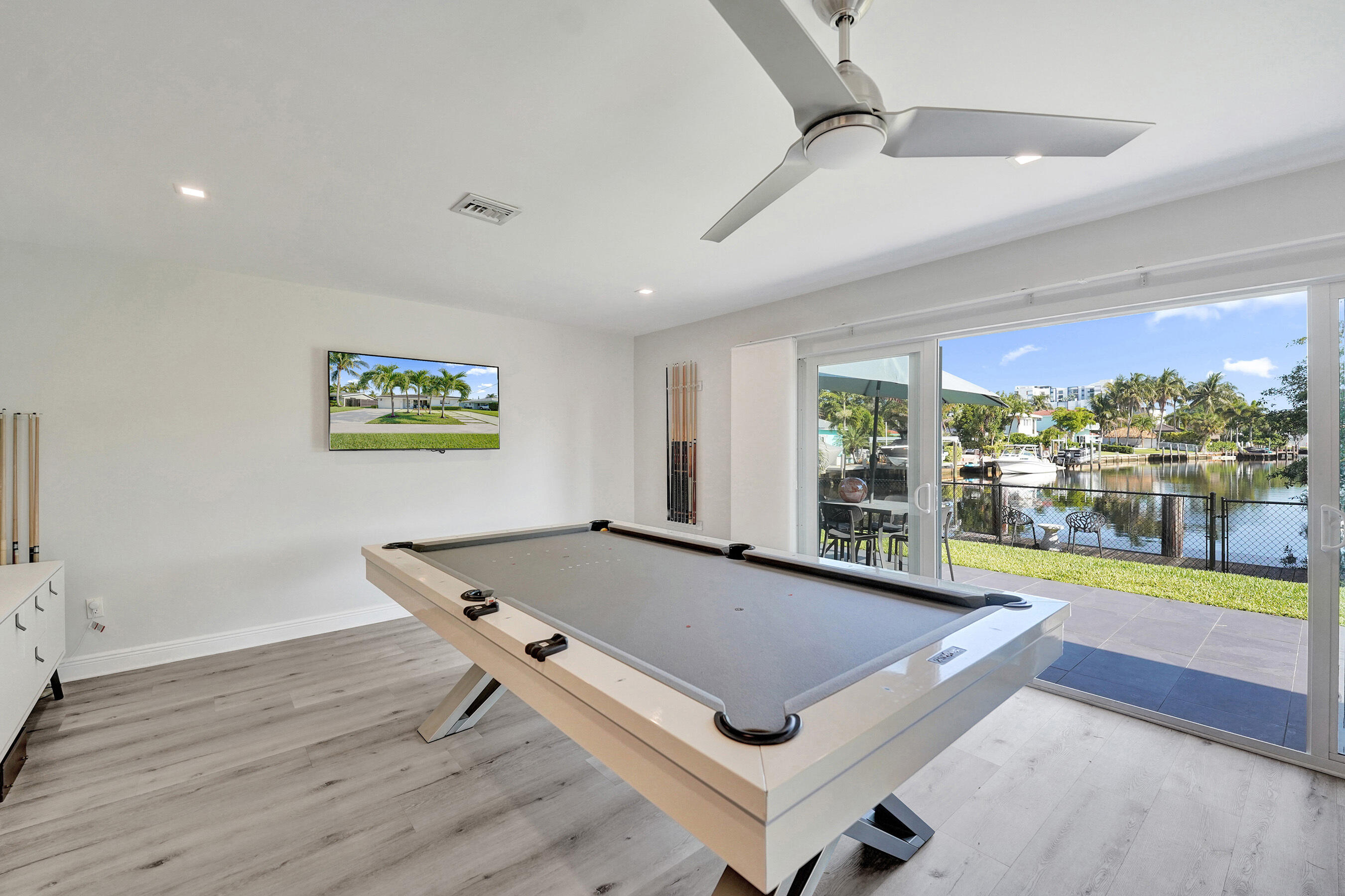 381 SE 3rd Pompano Beach, FL 33060