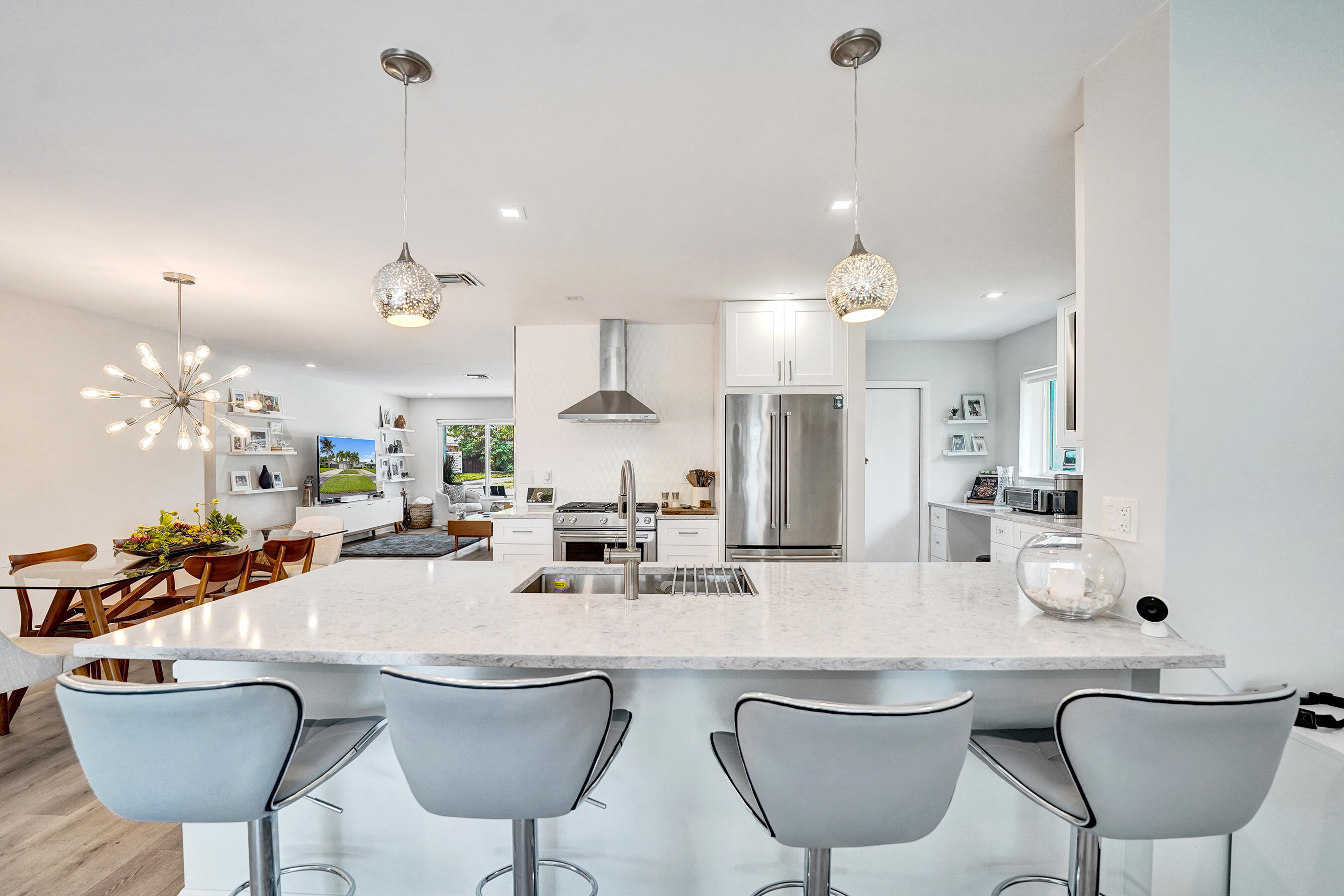 381 SE 3rd Pompano Beach, FL 33060