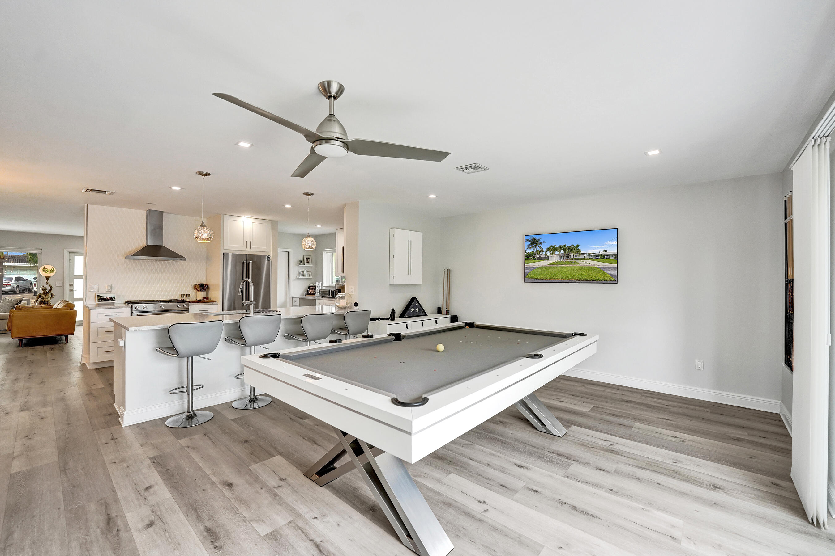 381 SE 3rd Pompano Beach, FL 33060