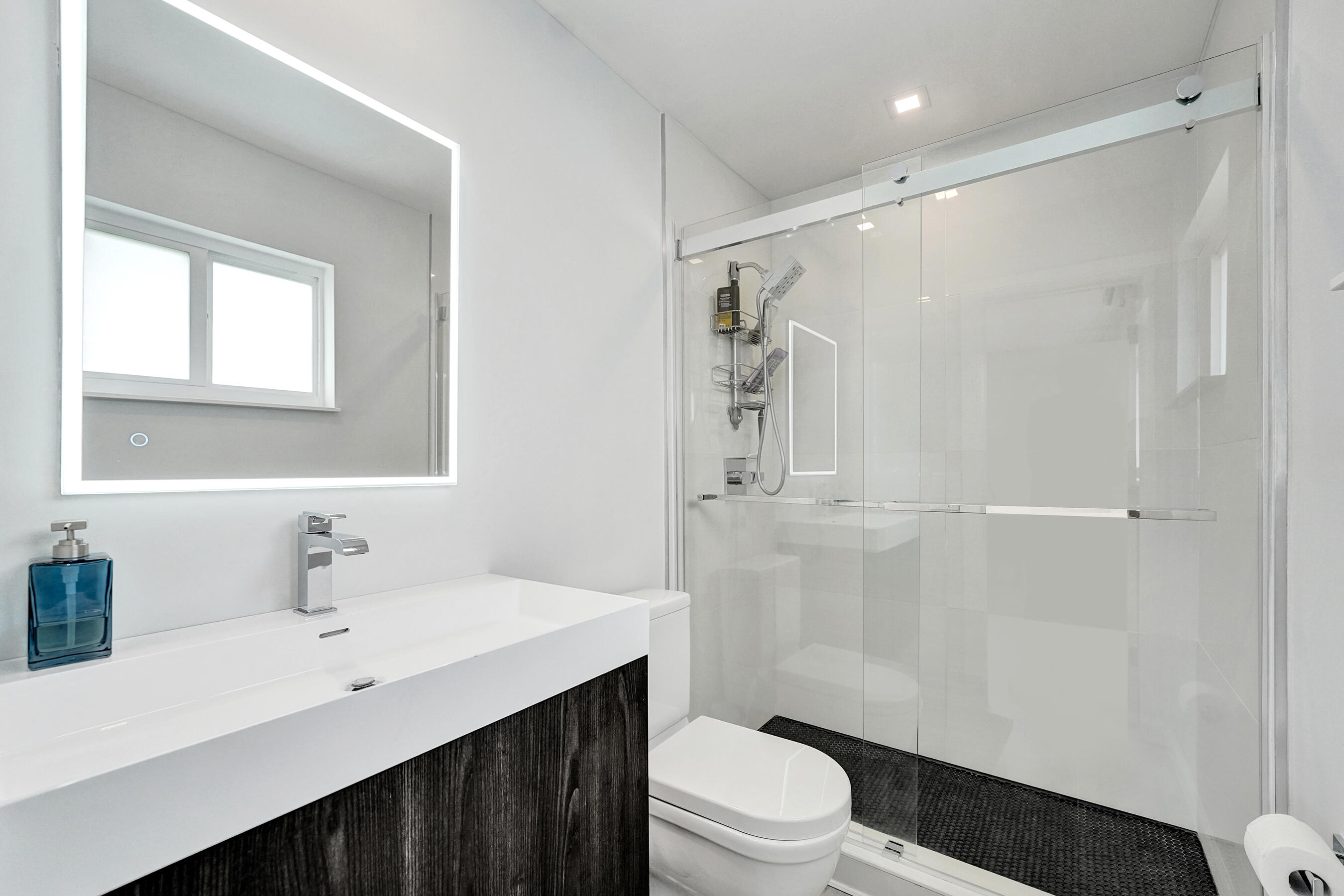 381 SE 3rd Pompano Beach, FL 33060