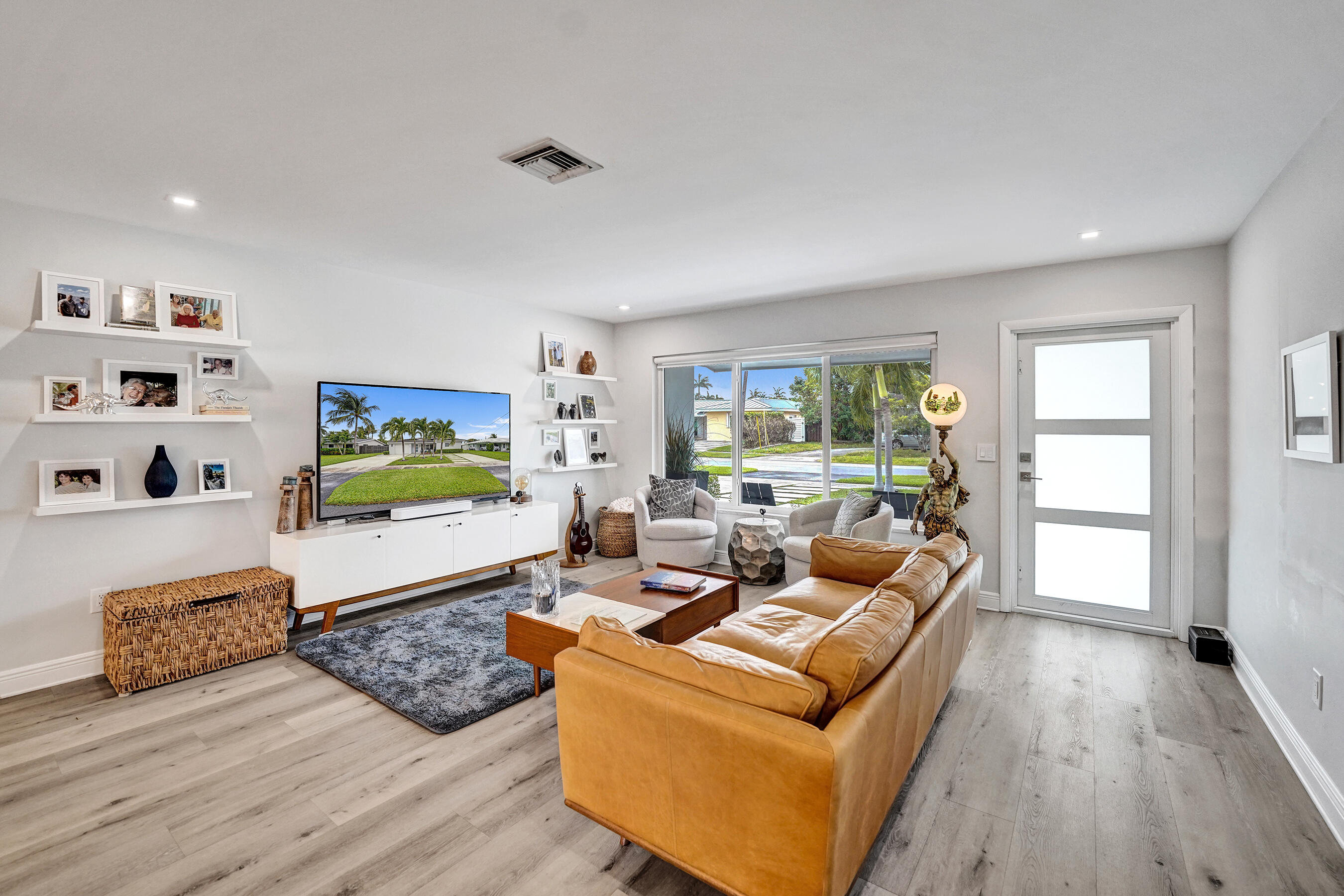 381 SE 3rd Pompano Beach, FL 33060