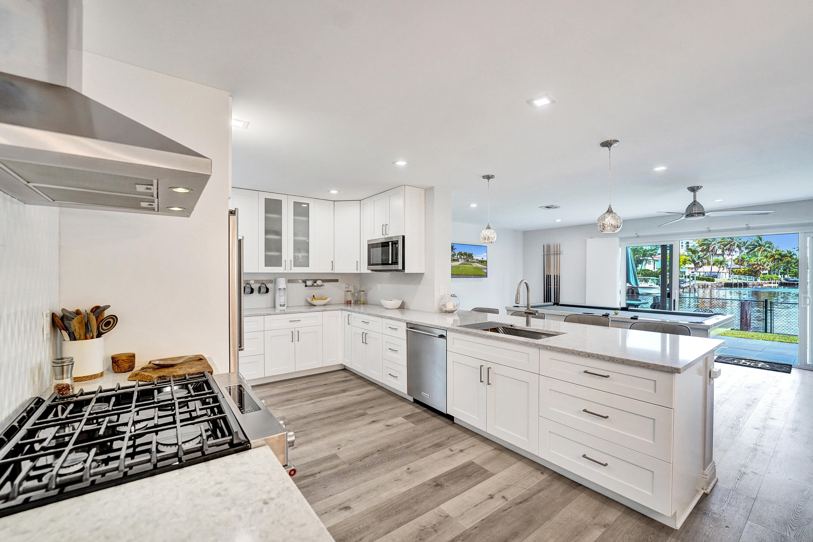 381 SE 3rd Pompano Beach, FL 33060