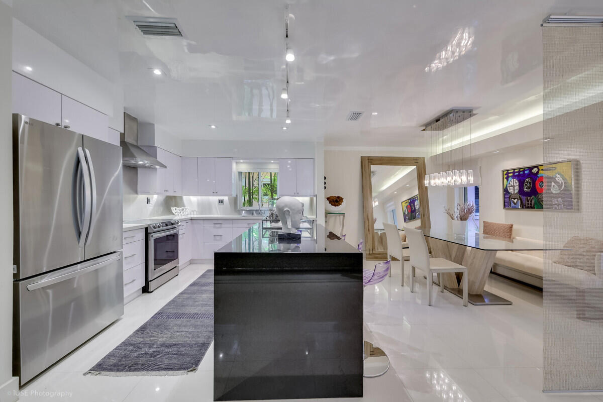 905 Sorolla Coral Gables, FL 33134