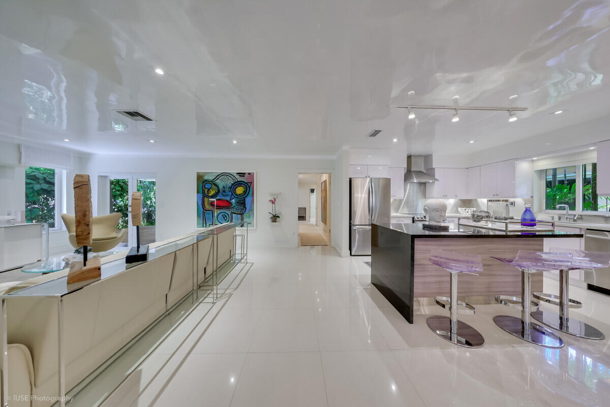 905 Sorolla Coral Gables, FL 33134