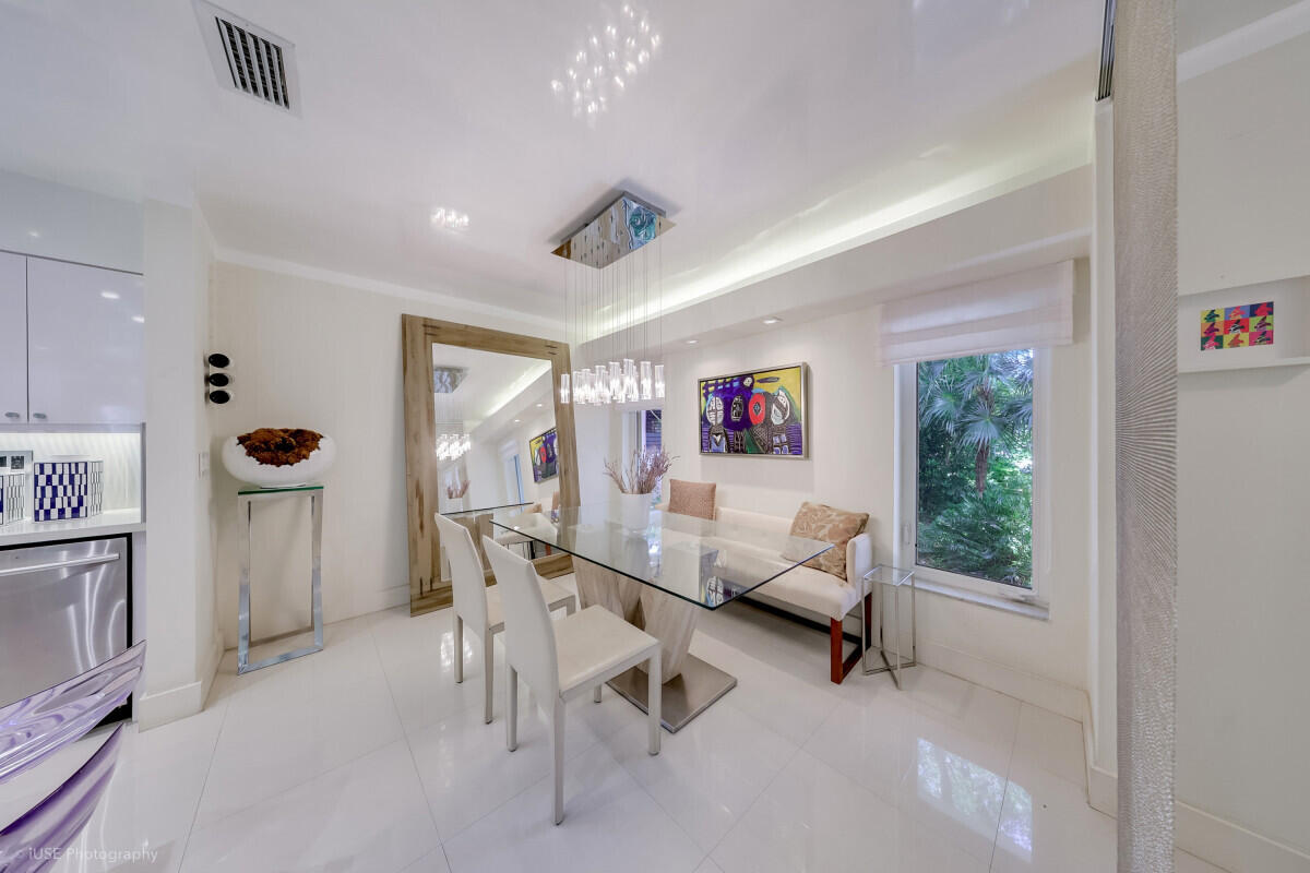 905 Sorolla Coral Gables, FL 33134