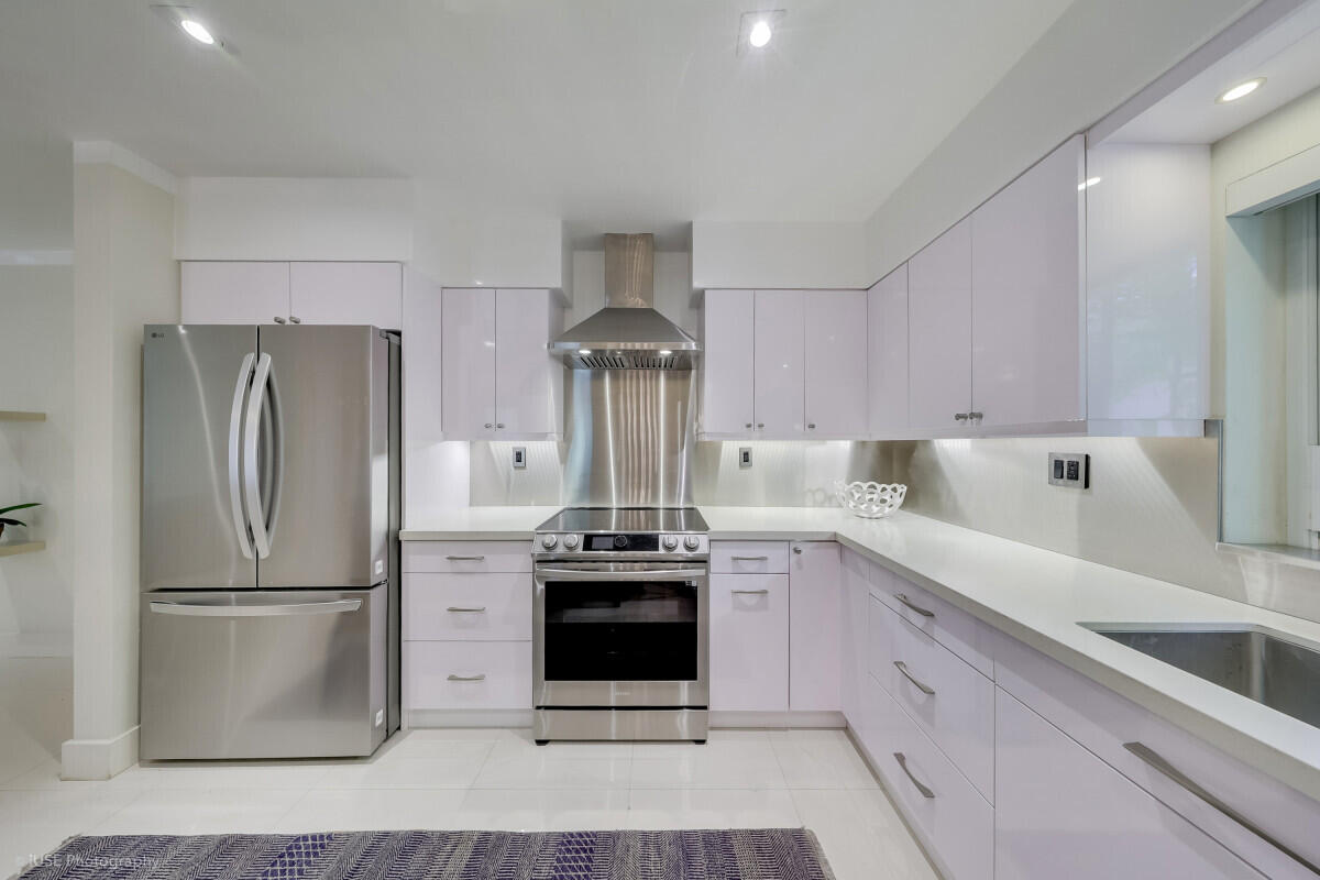 905 Sorolla Coral Gables, FL 33134
