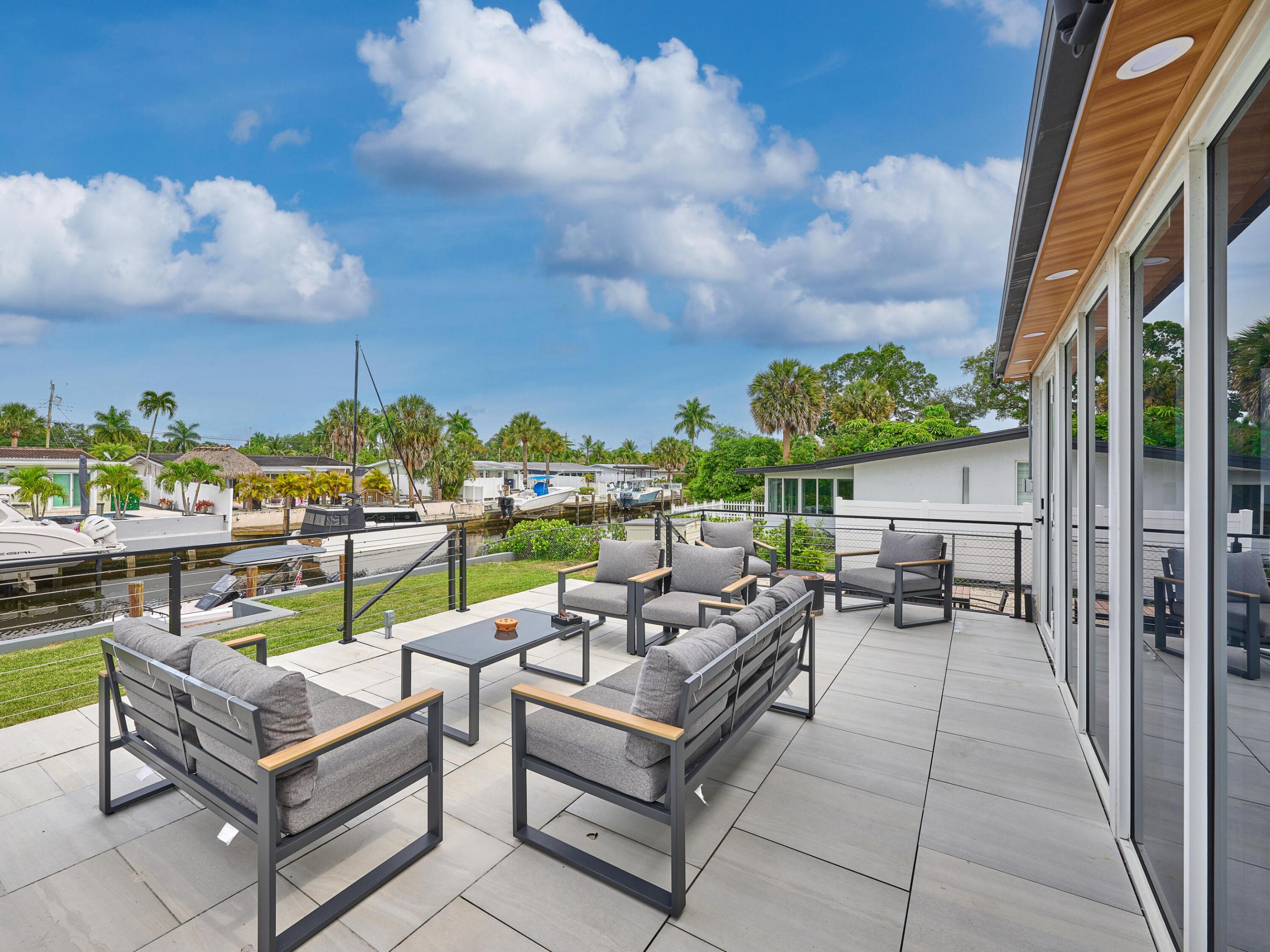 2426 Key Largo Fort Lauderdale, FL 33312