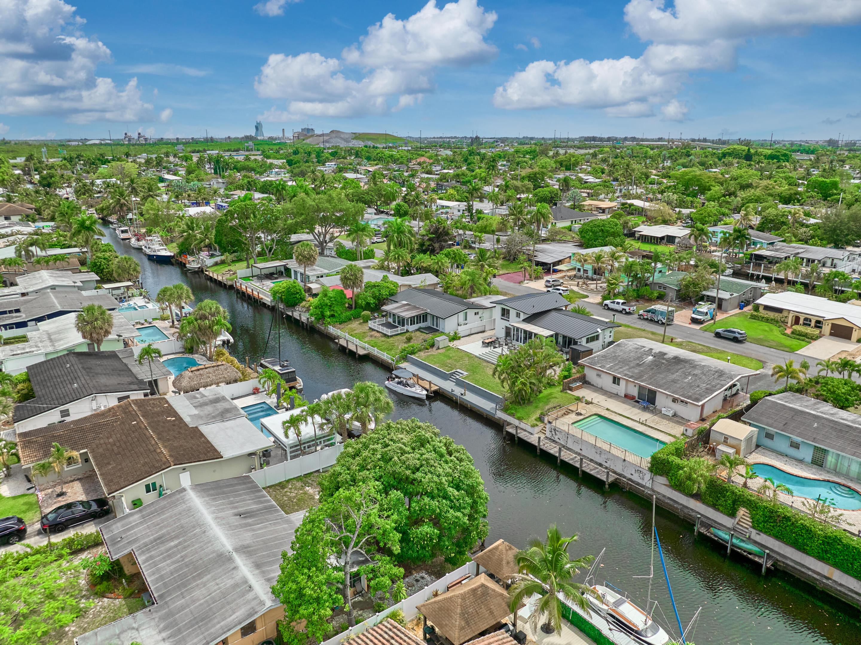 2426 Key Largo Fort Lauderdale, FL 33312