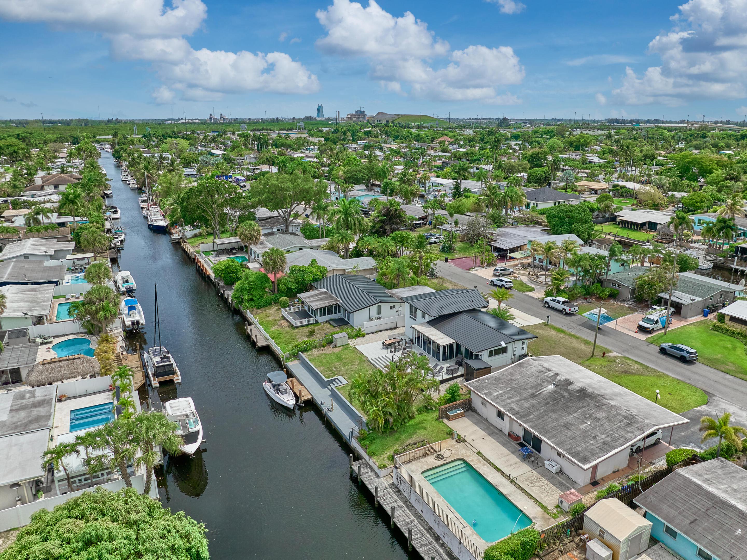 2426 Key Largo Fort Lauderdale, FL 33312