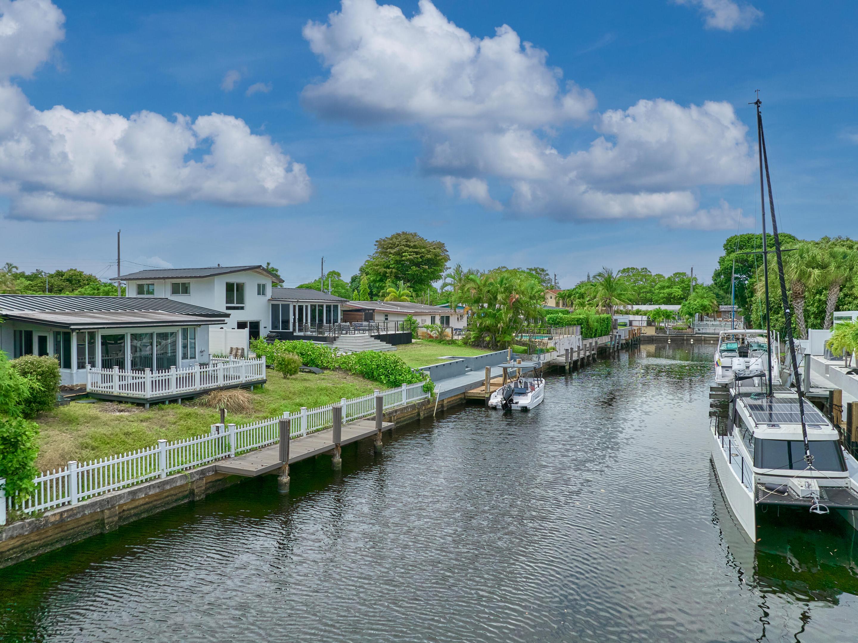 2426 Key Largo Fort Lauderdale, FL 33312