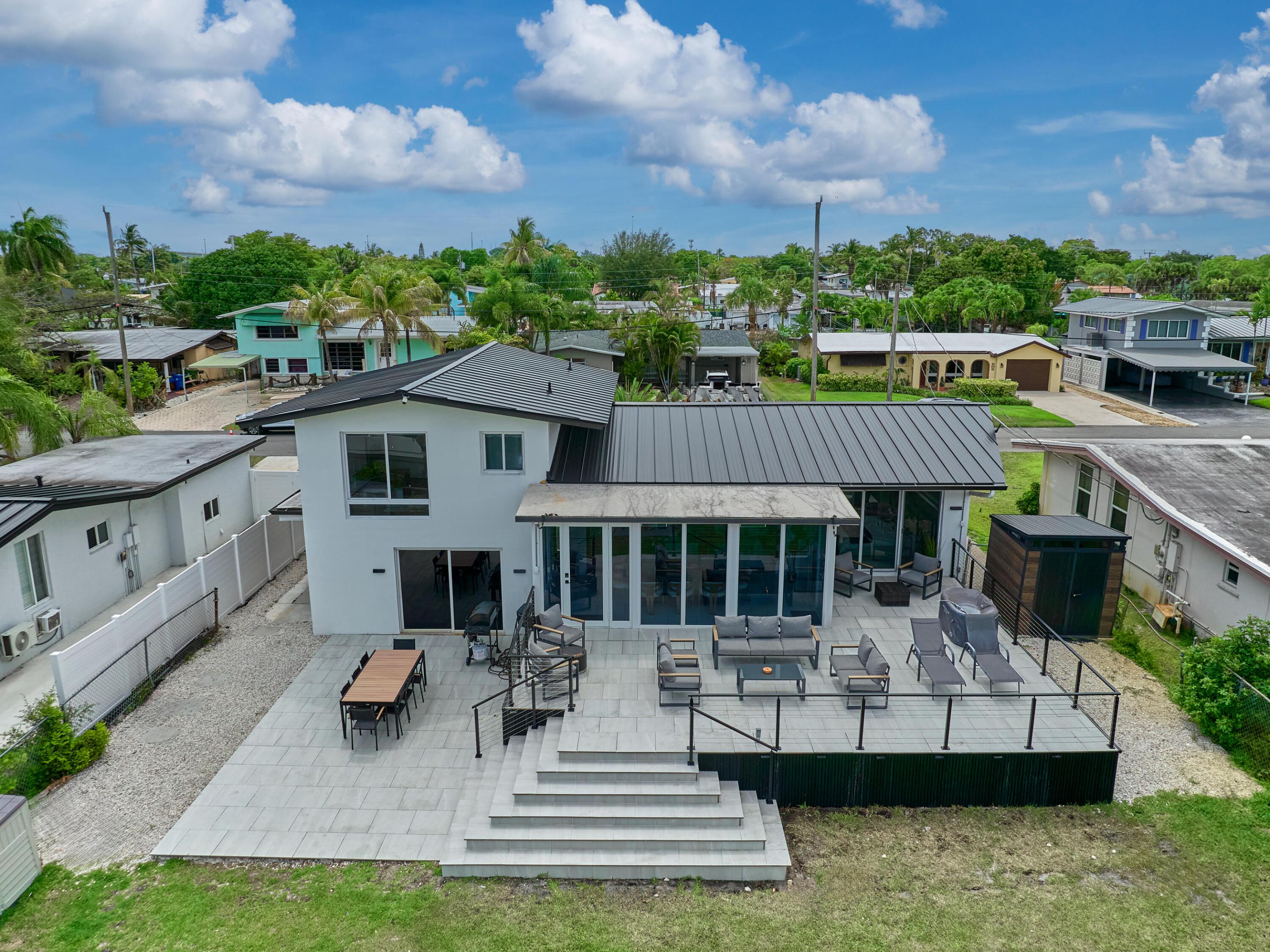2426 Key Largo Fort Lauderdale, FL 33312