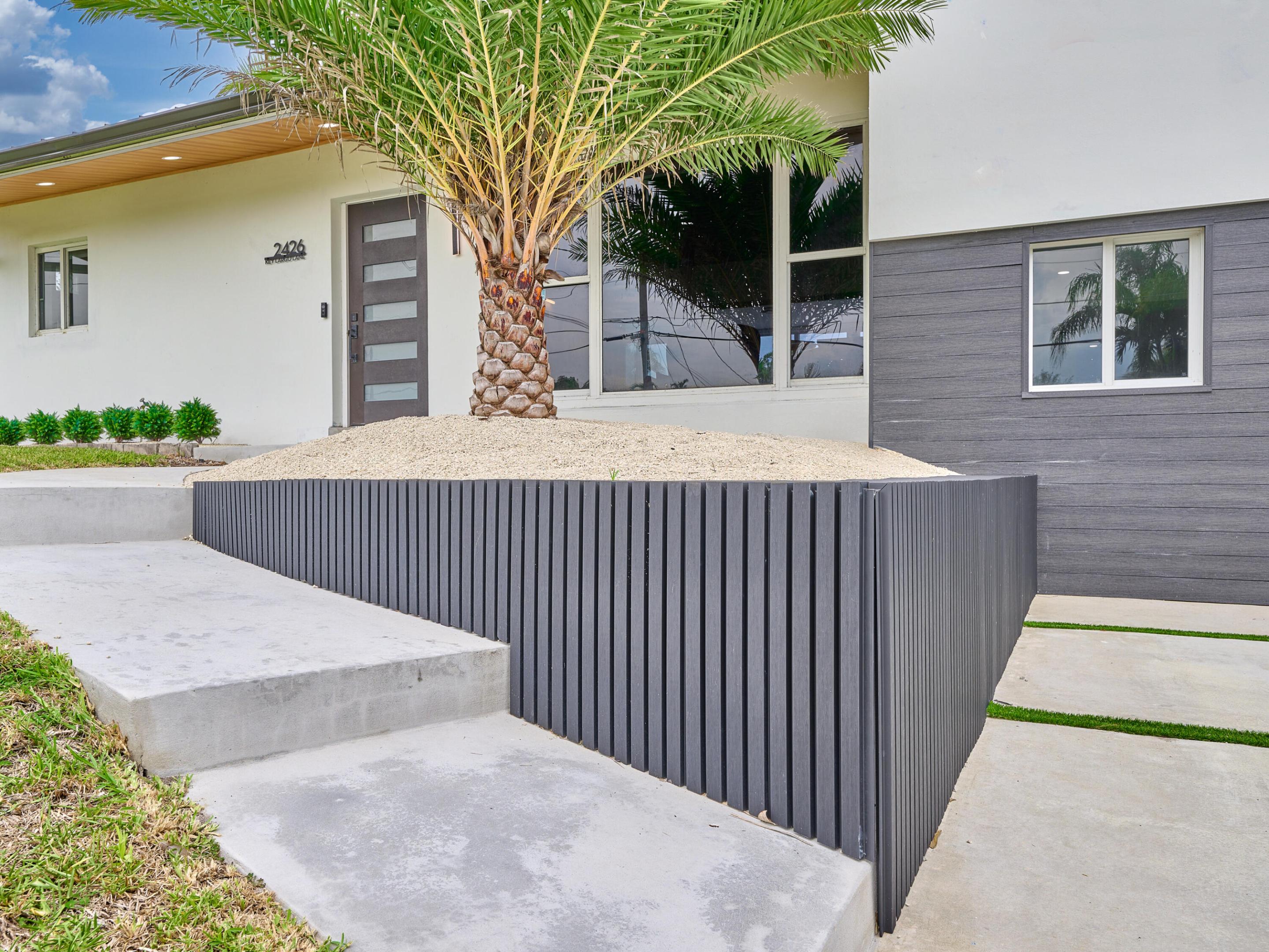 2426 Key Largo Fort Lauderdale, FL 33312