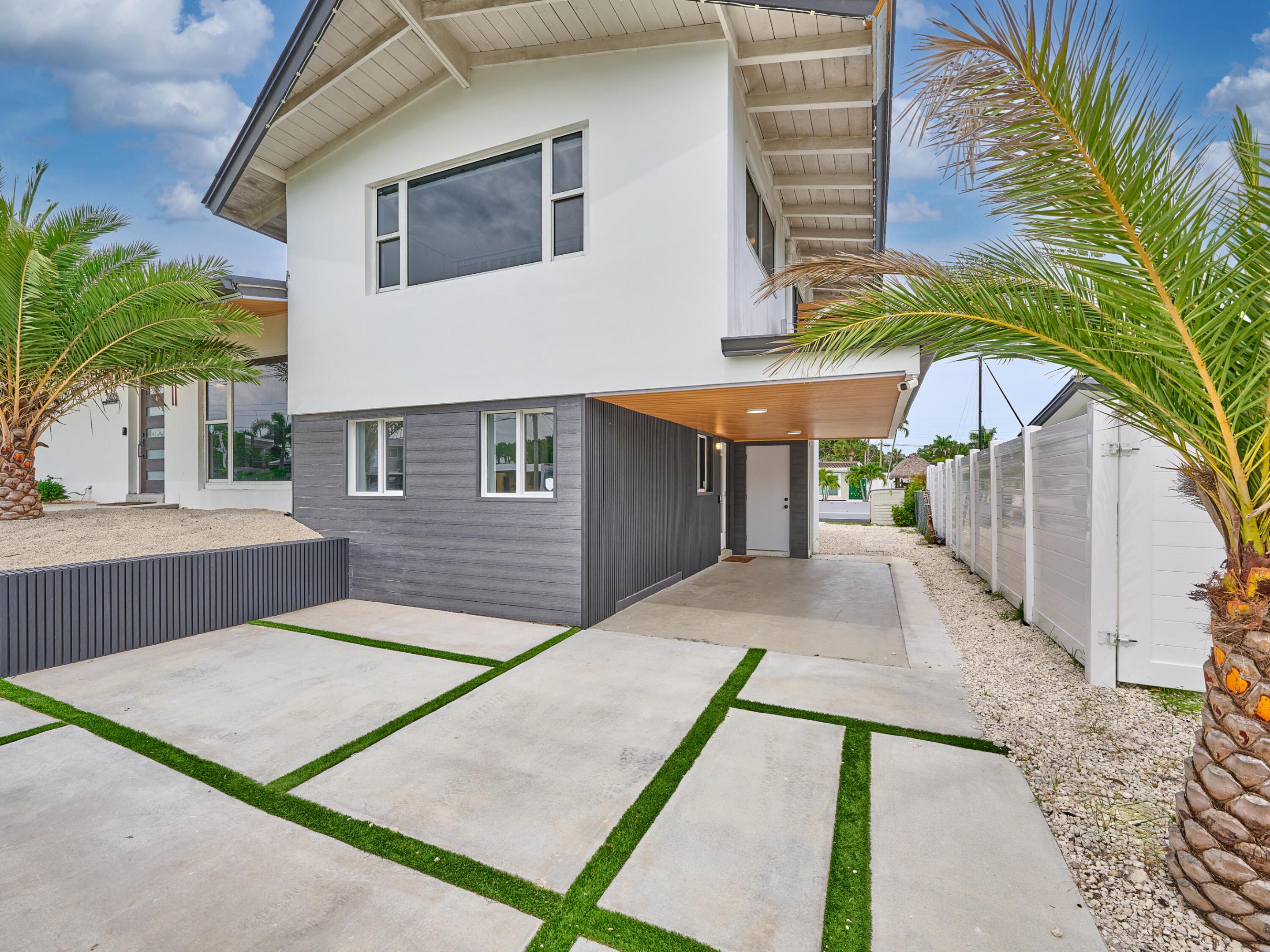 2426 Key Largo Fort Lauderdale, FL 33312