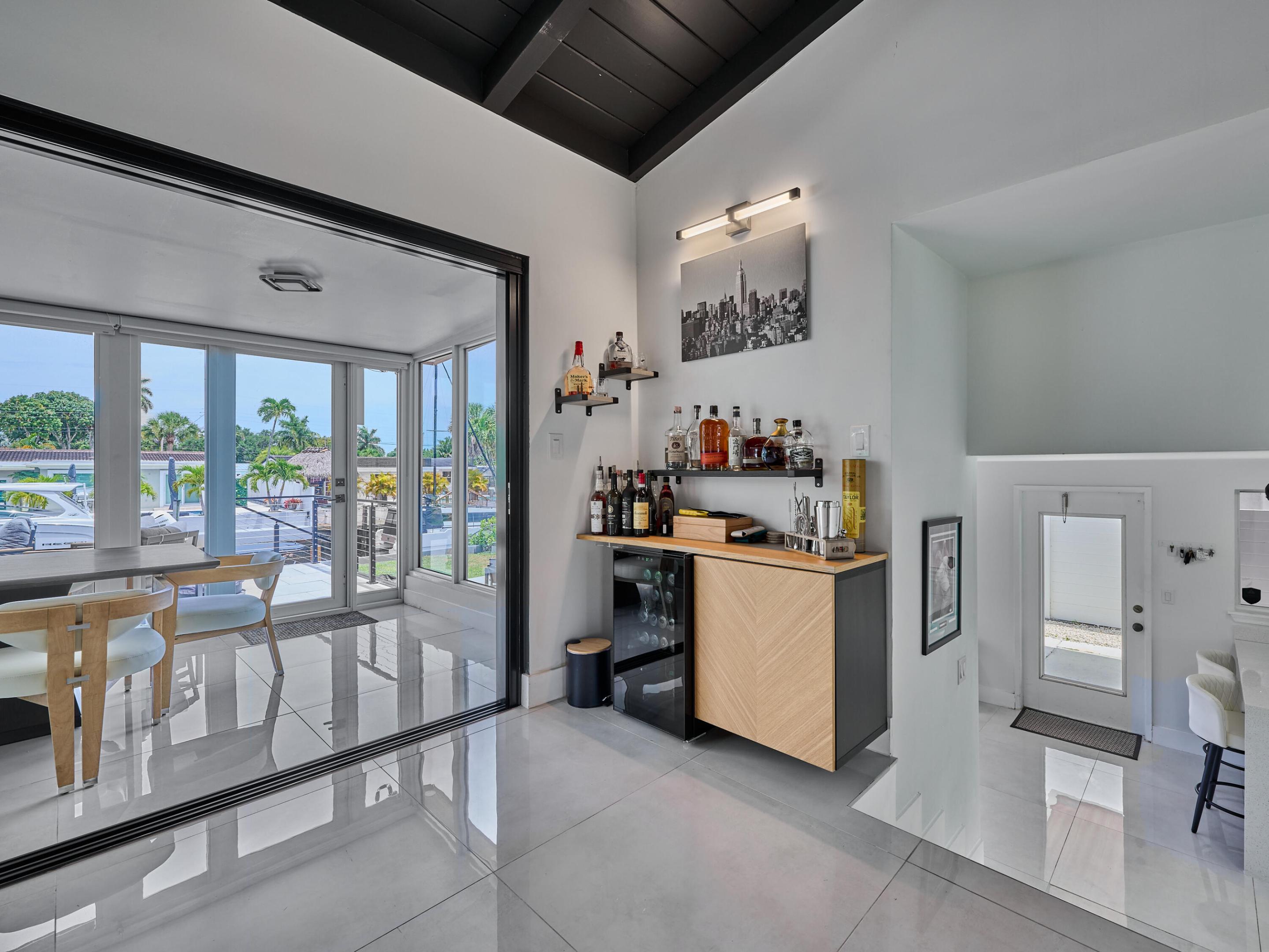 2426 Key Largo Fort Lauderdale, FL 33312