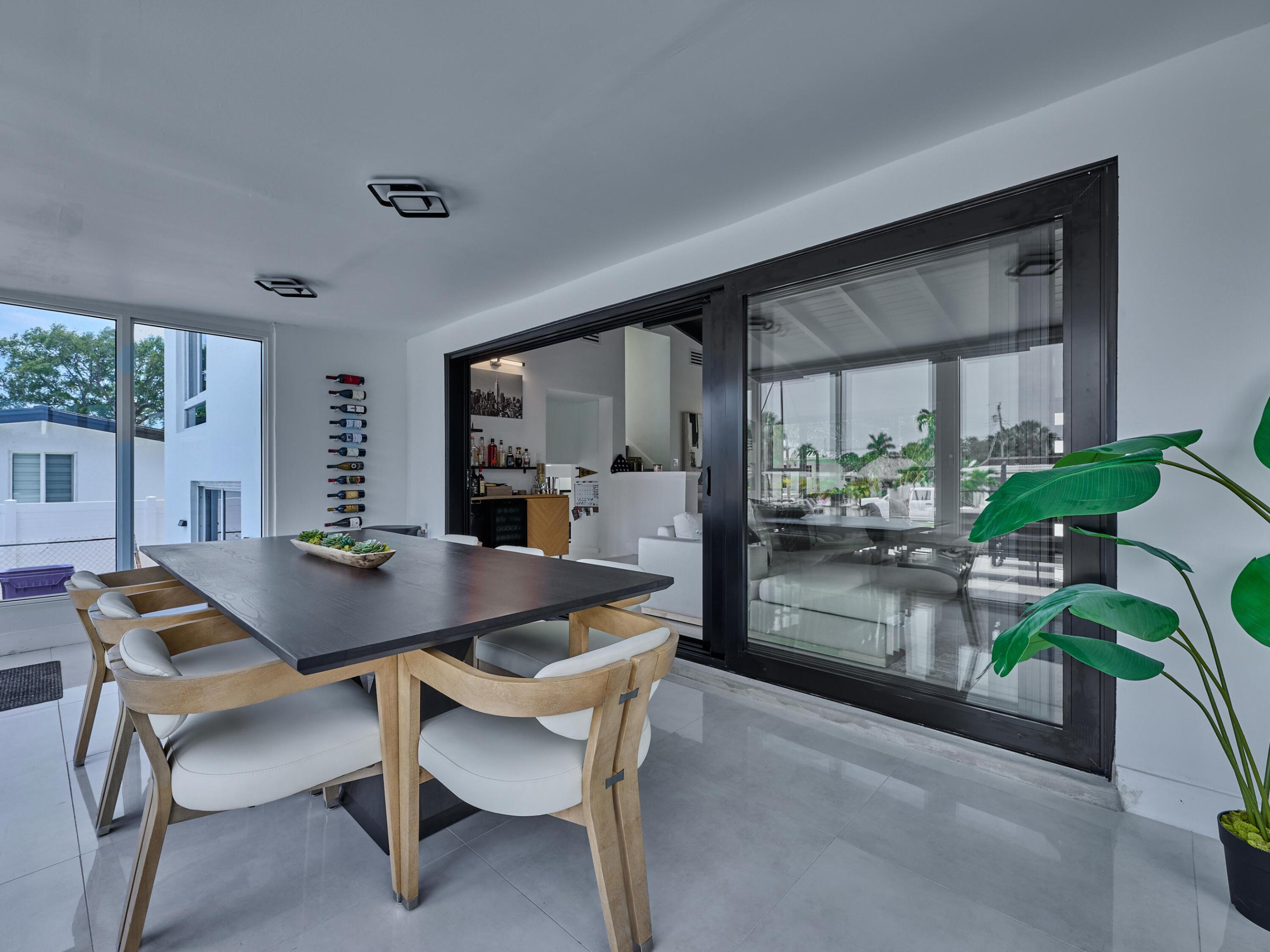 2426 Key Largo Fort Lauderdale, FL 33312