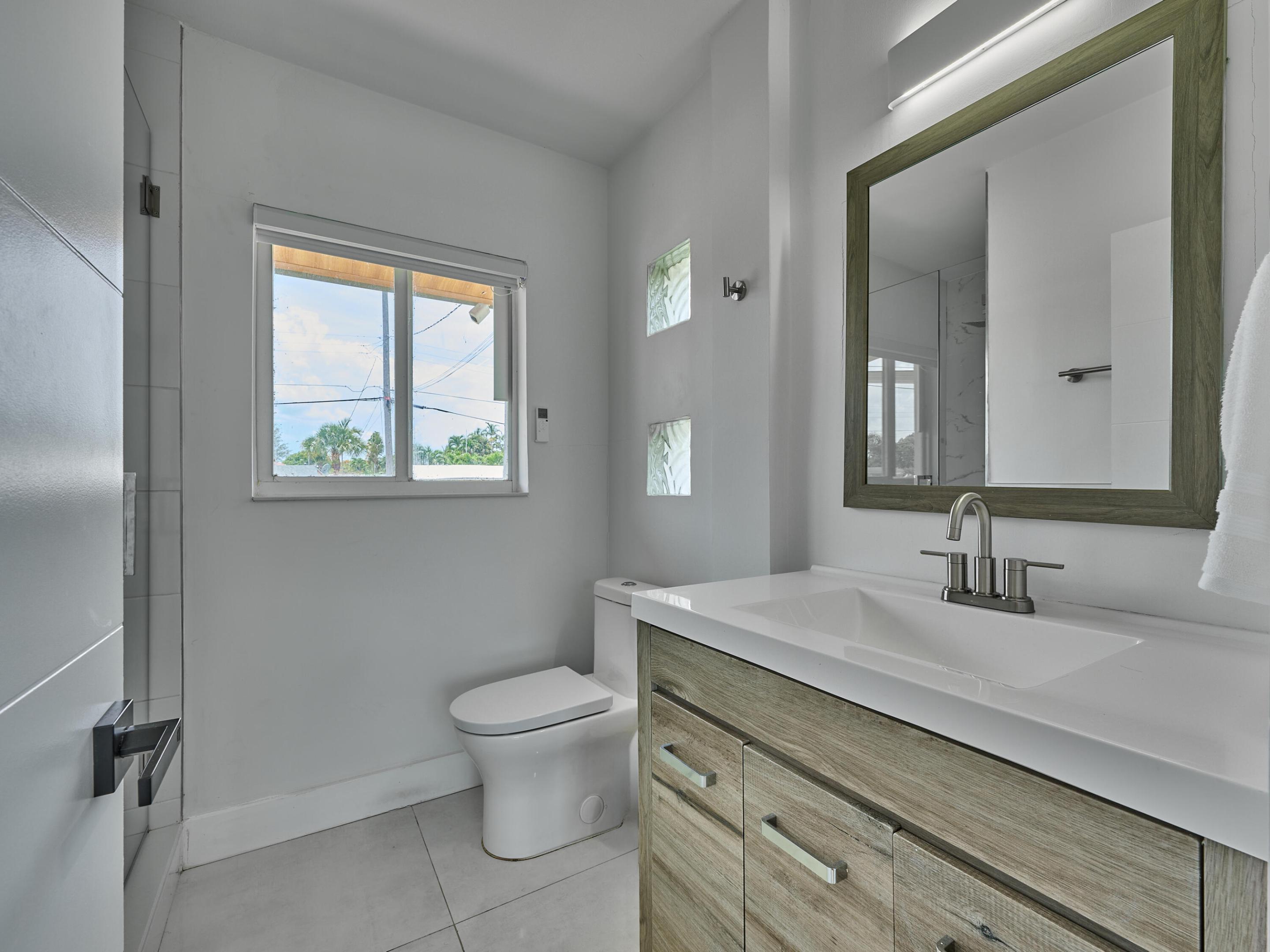 2426 Key Largo Fort Lauderdale, FL 33312