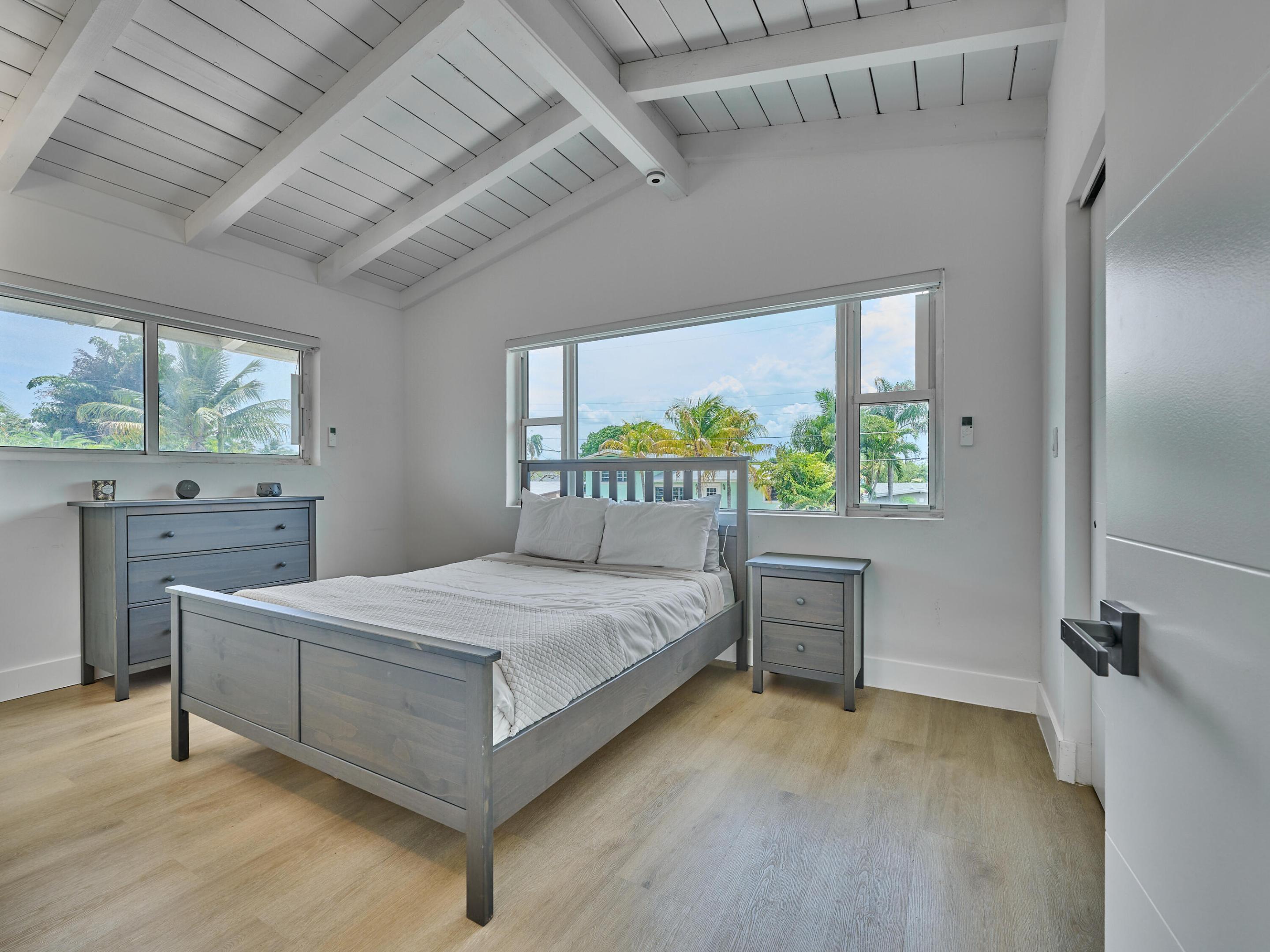 2426 Key Largo Fort Lauderdale, FL 33312