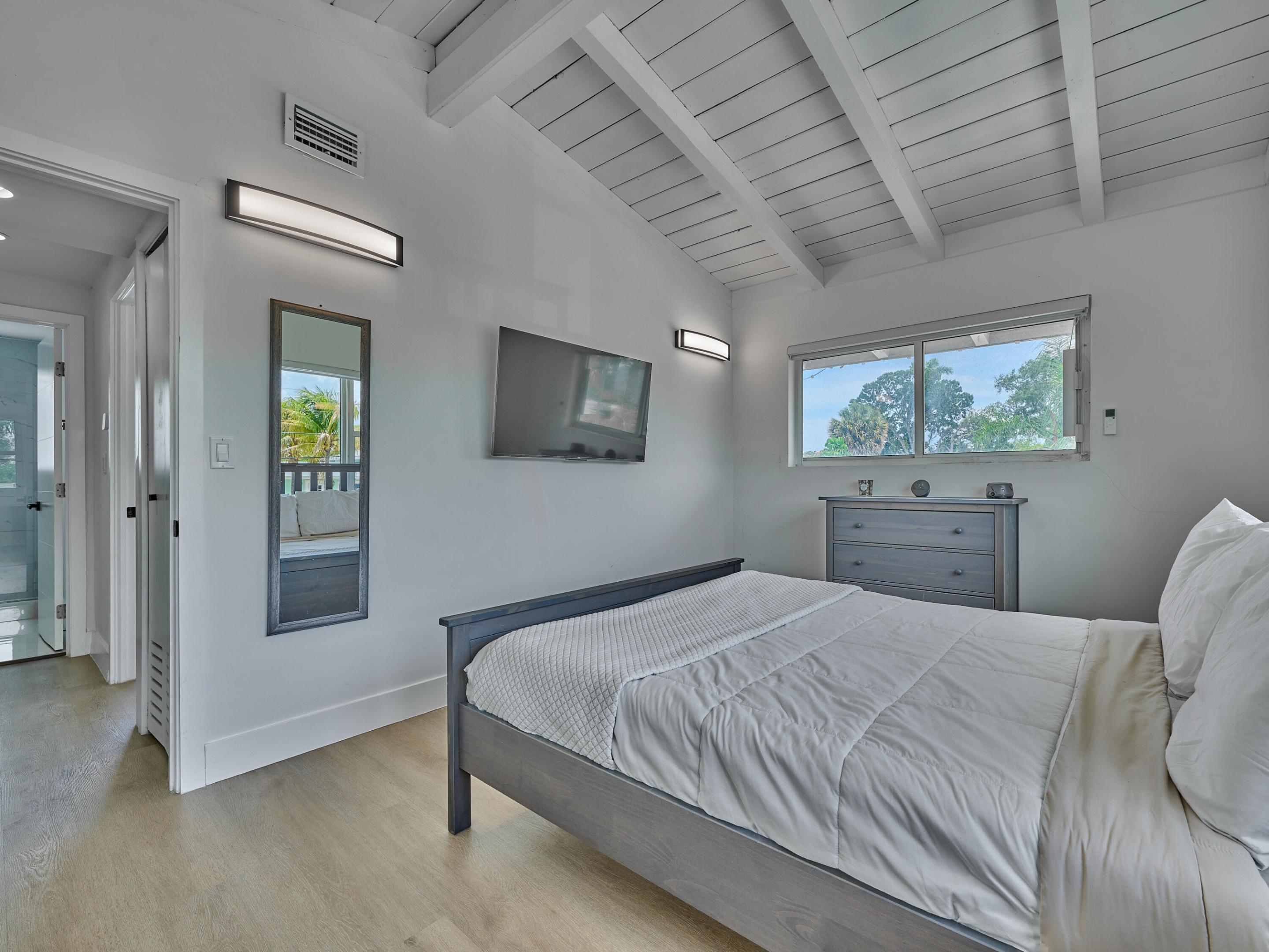 2426 Key Largo Fort Lauderdale, FL 33312