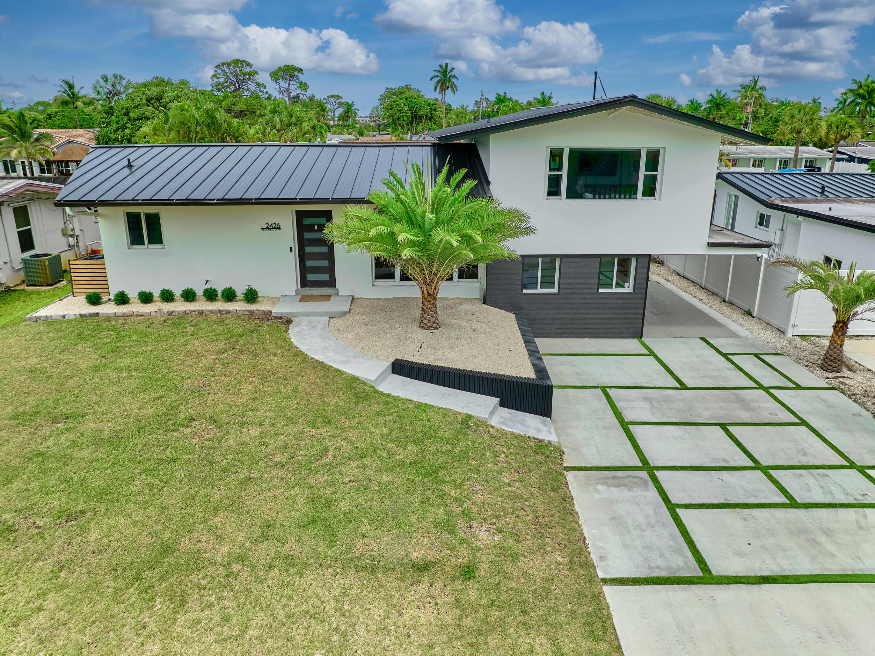 2426 Key Largo Fort Lauderdale, FL 33312