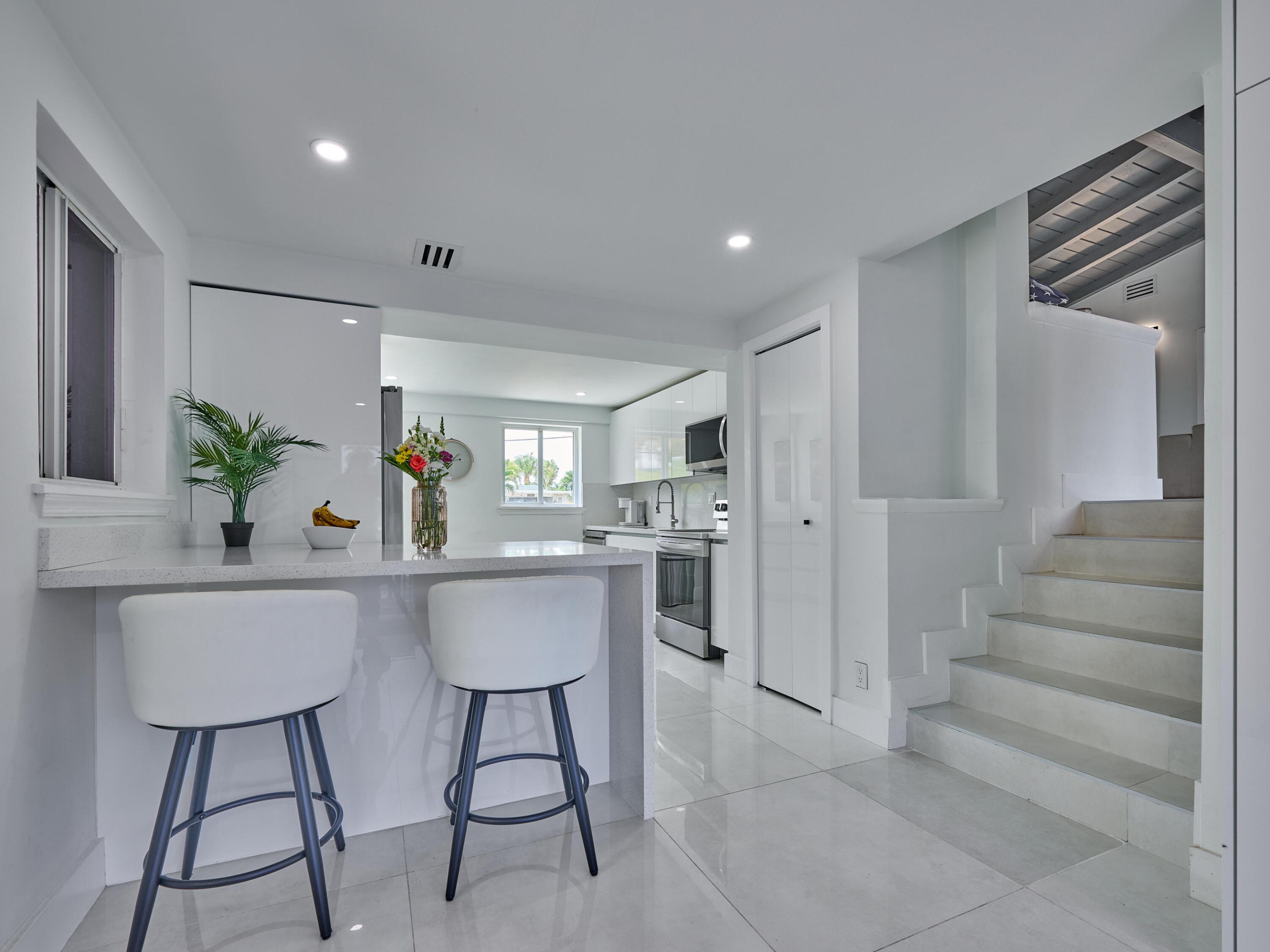 2426 Key Largo Fort Lauderdale, FL 33312