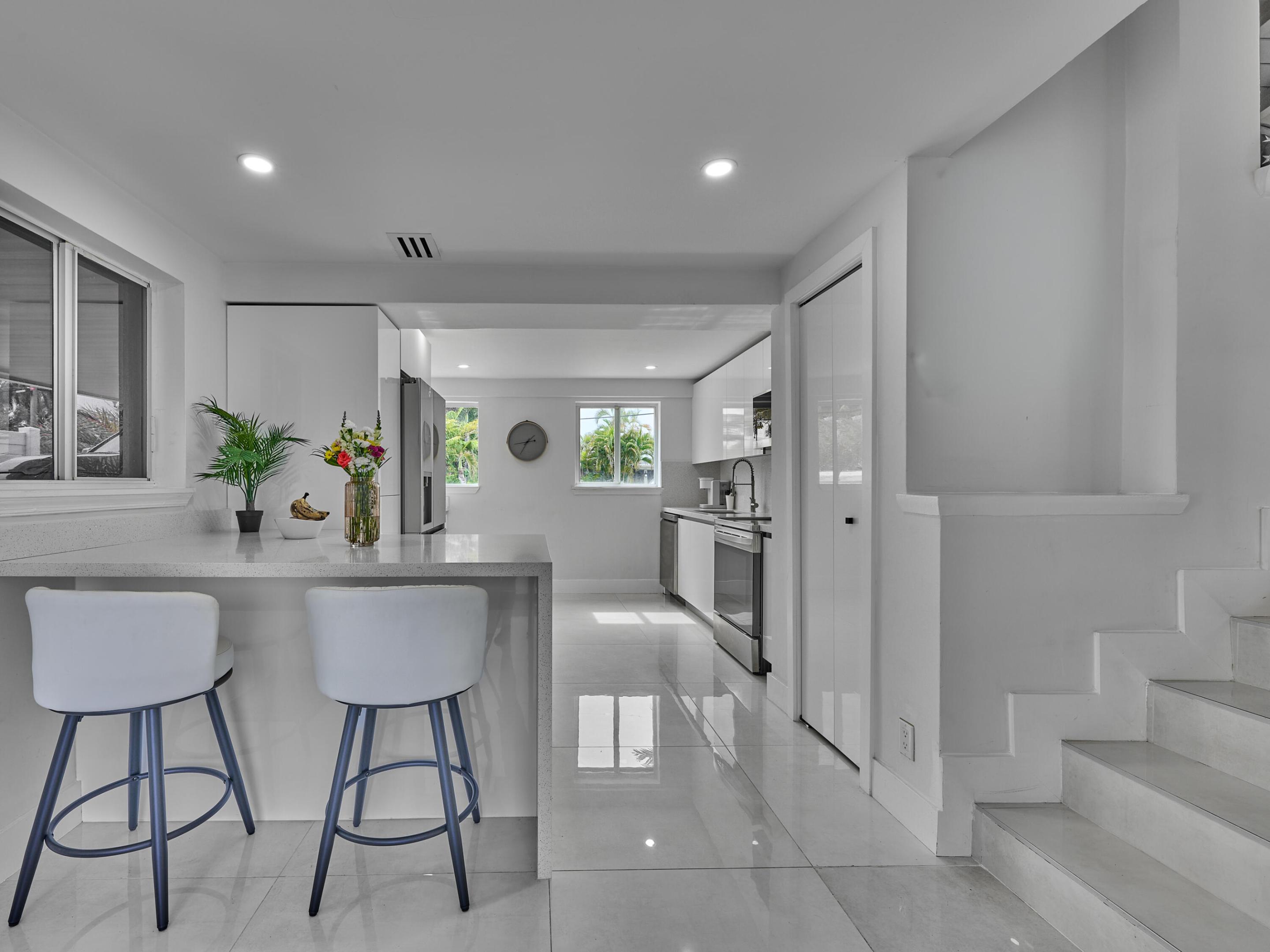 2426 Key Largo Fort Lauderdale, FL 33312