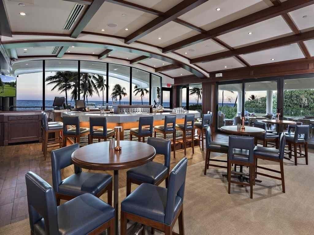 2925 SE Dune Hutchinson Island, FL 34996