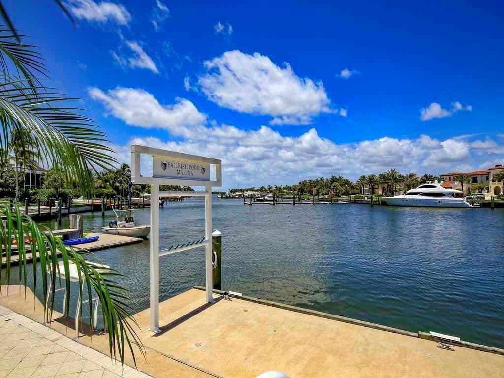 2925 SE Dune Hutchinson Island, FL 34996