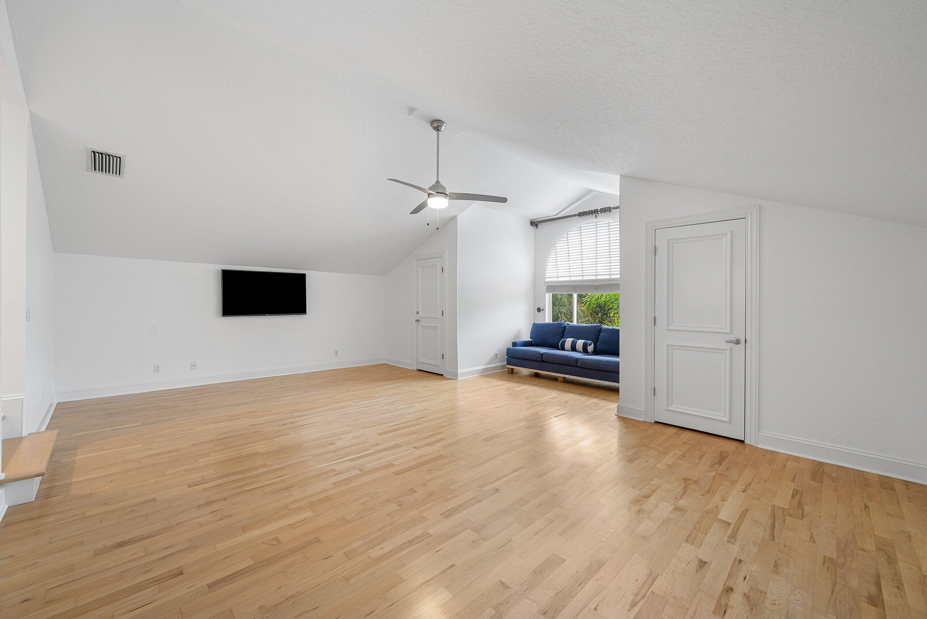 2925 SE Dune Hutchinson Island, FL 34996