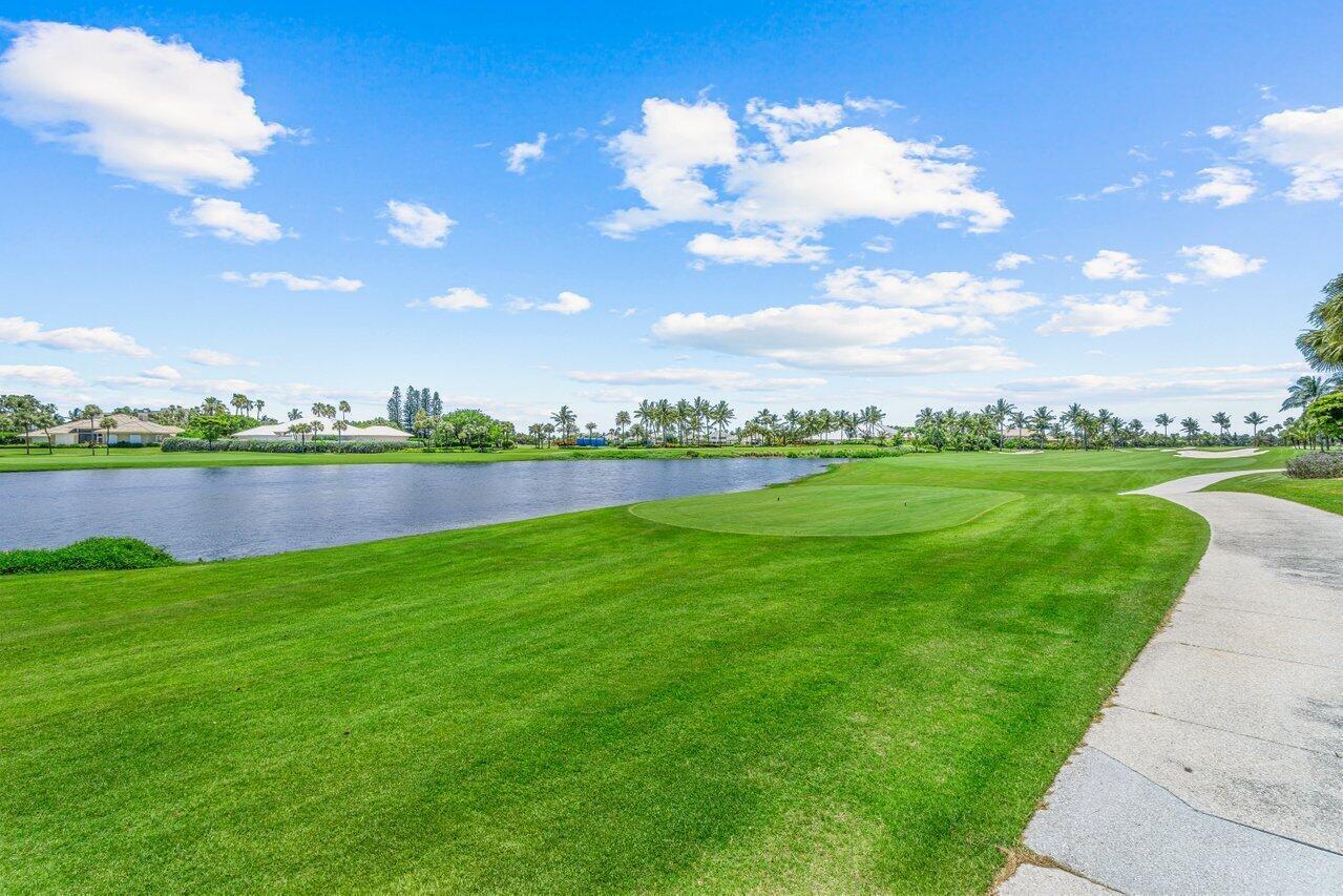 2925 SE Dune Hutchinson Island, FL 34996