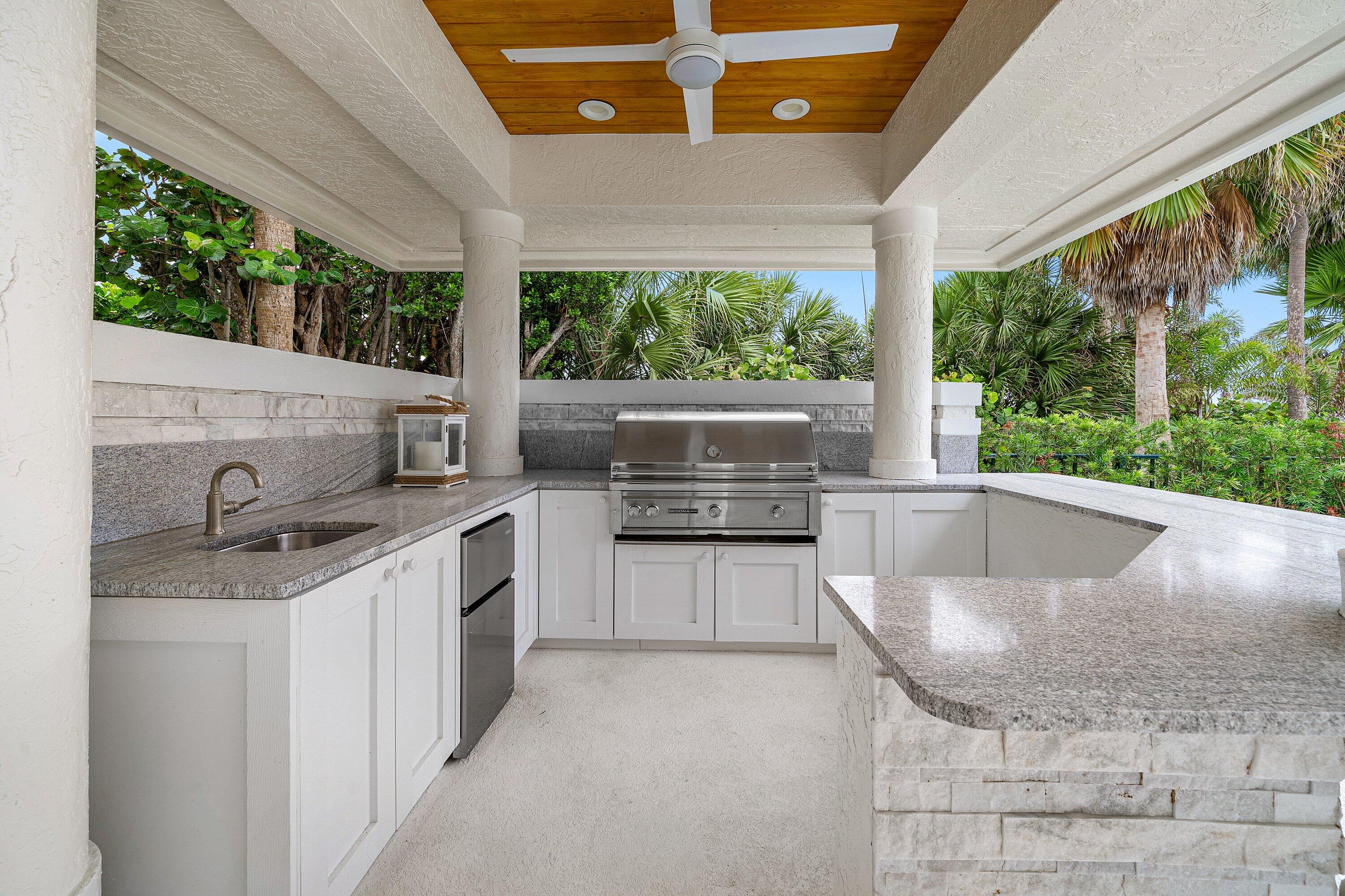 2925 SE Dune Hutchinson Island, FL 34996
