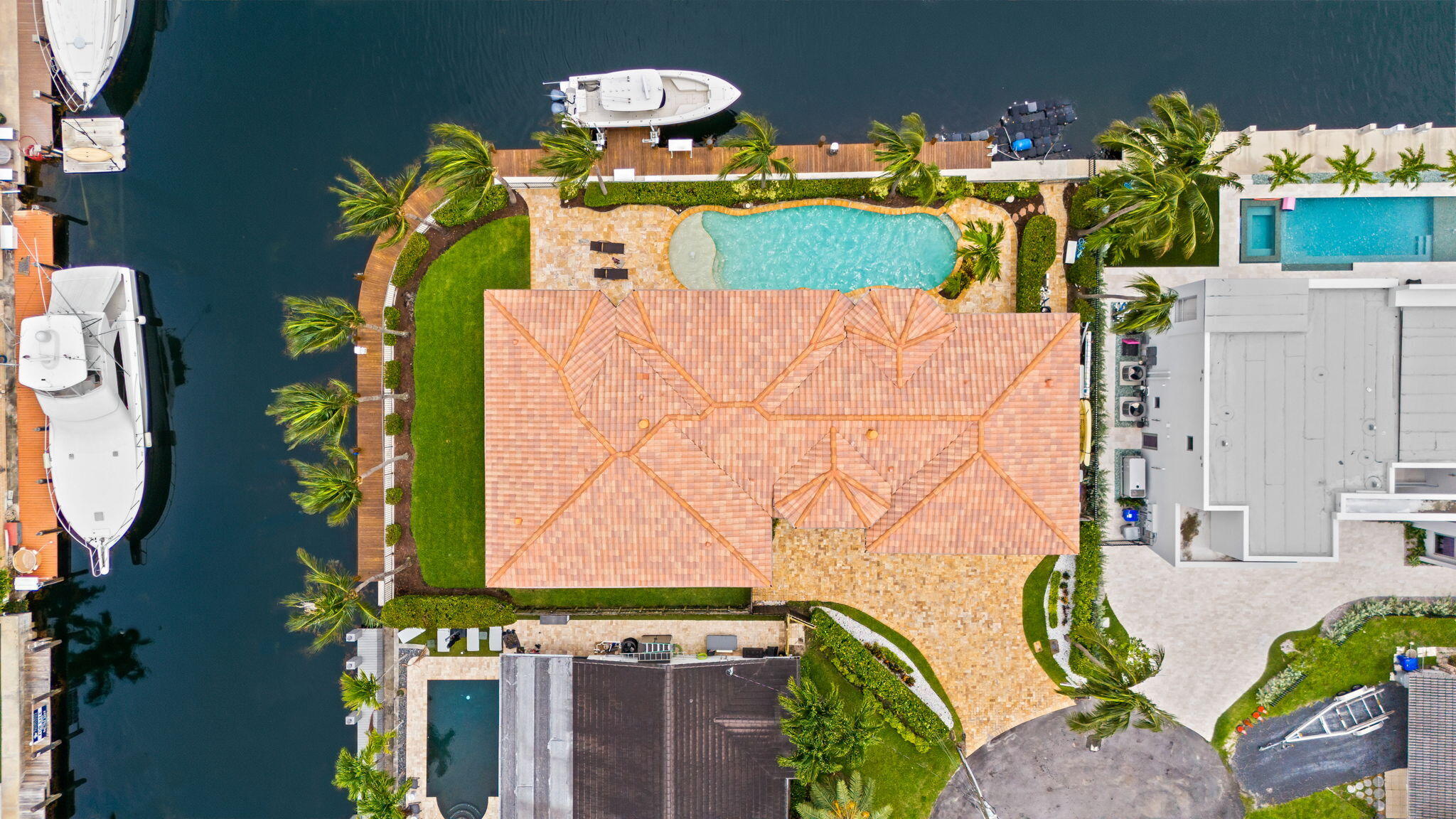1261 NE 27th Pompano Beach, FL 33062
