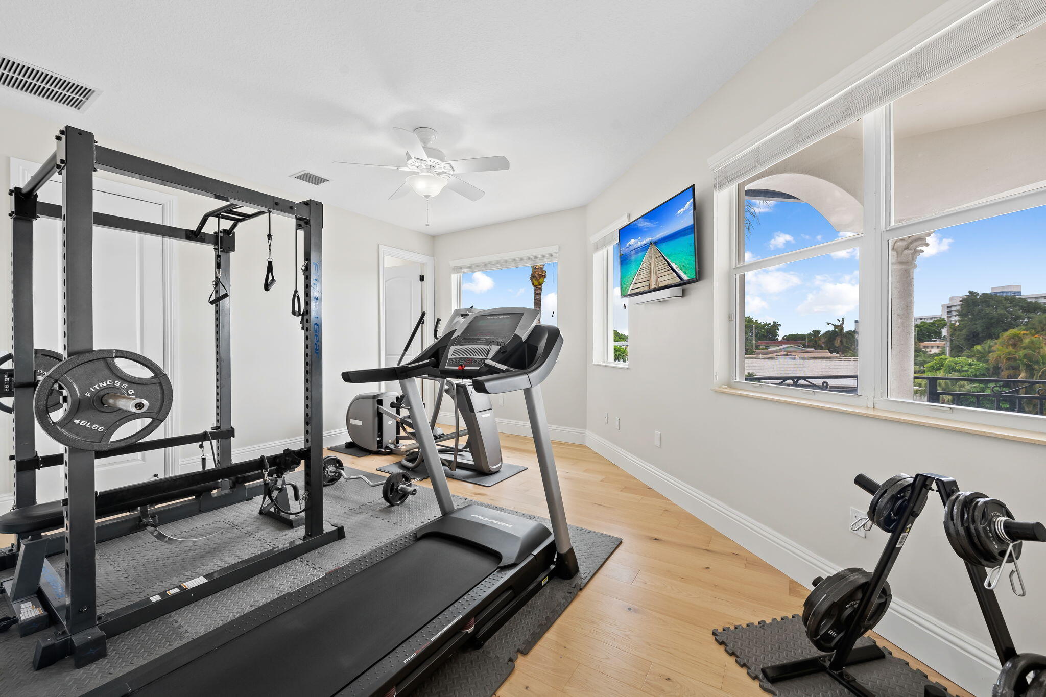 1261 NE 27th Pompano Beach, FL 33062