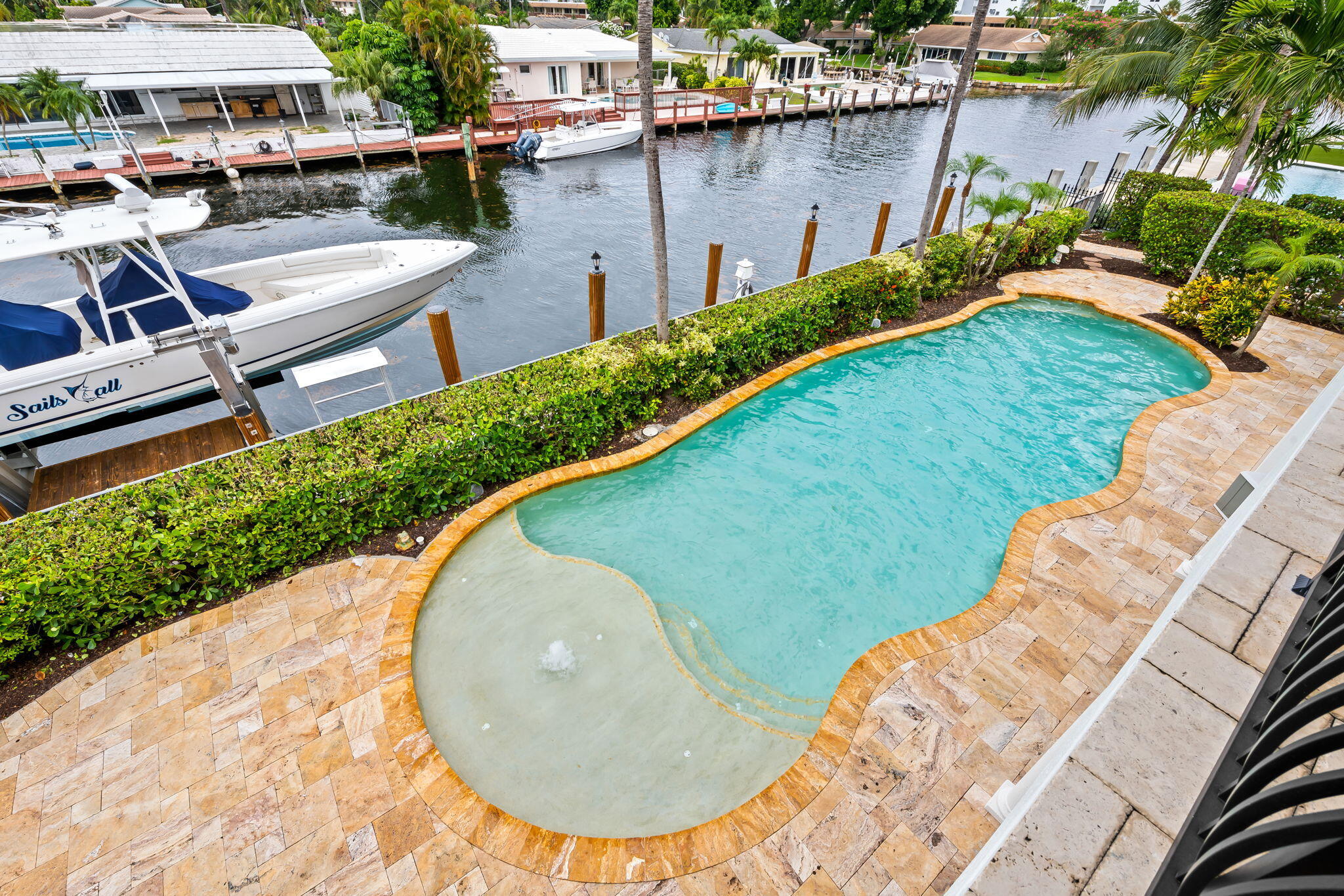 1261 NE 27th Pompano Beach, FL 33062