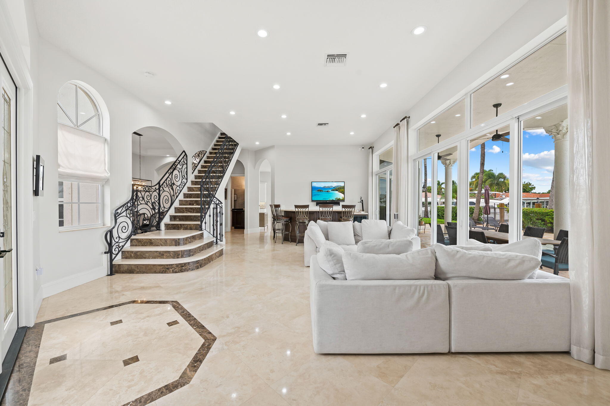 1261 NE 27th Pompano Beach, FL 33062